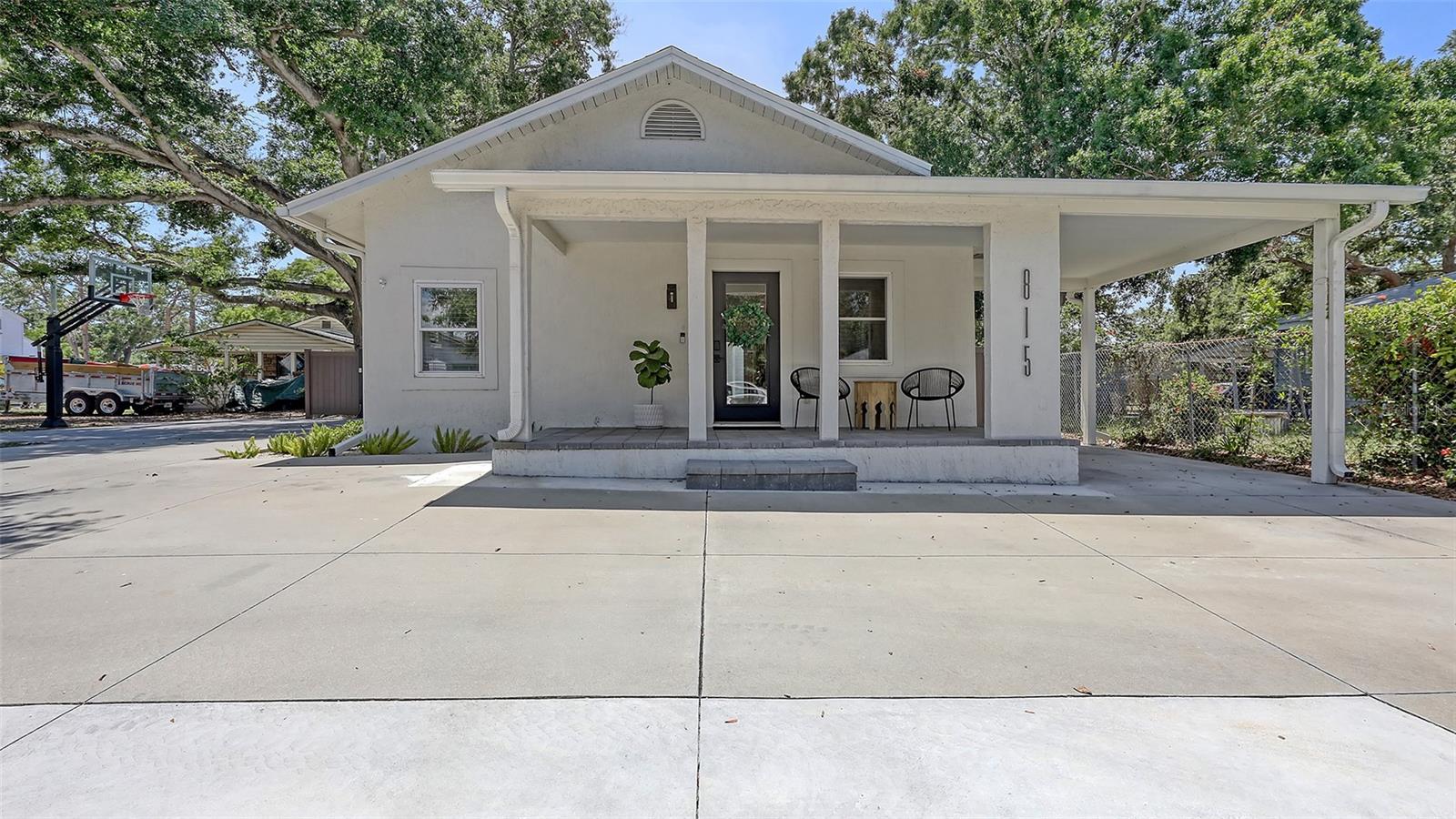 Image 2 of 54 For 815 East Avenue