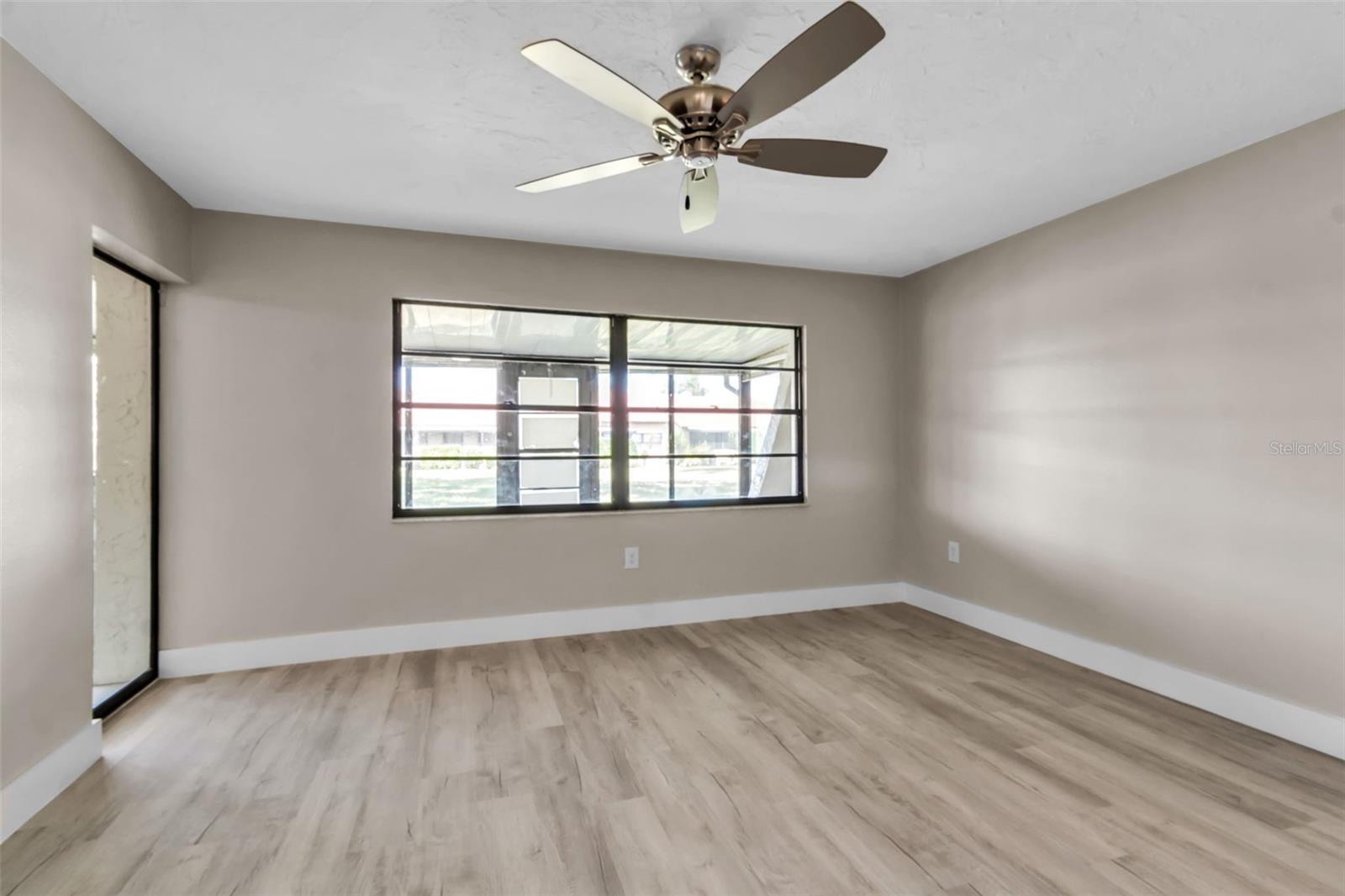 Image 20 of 59 For 1409 57th Street W 1409