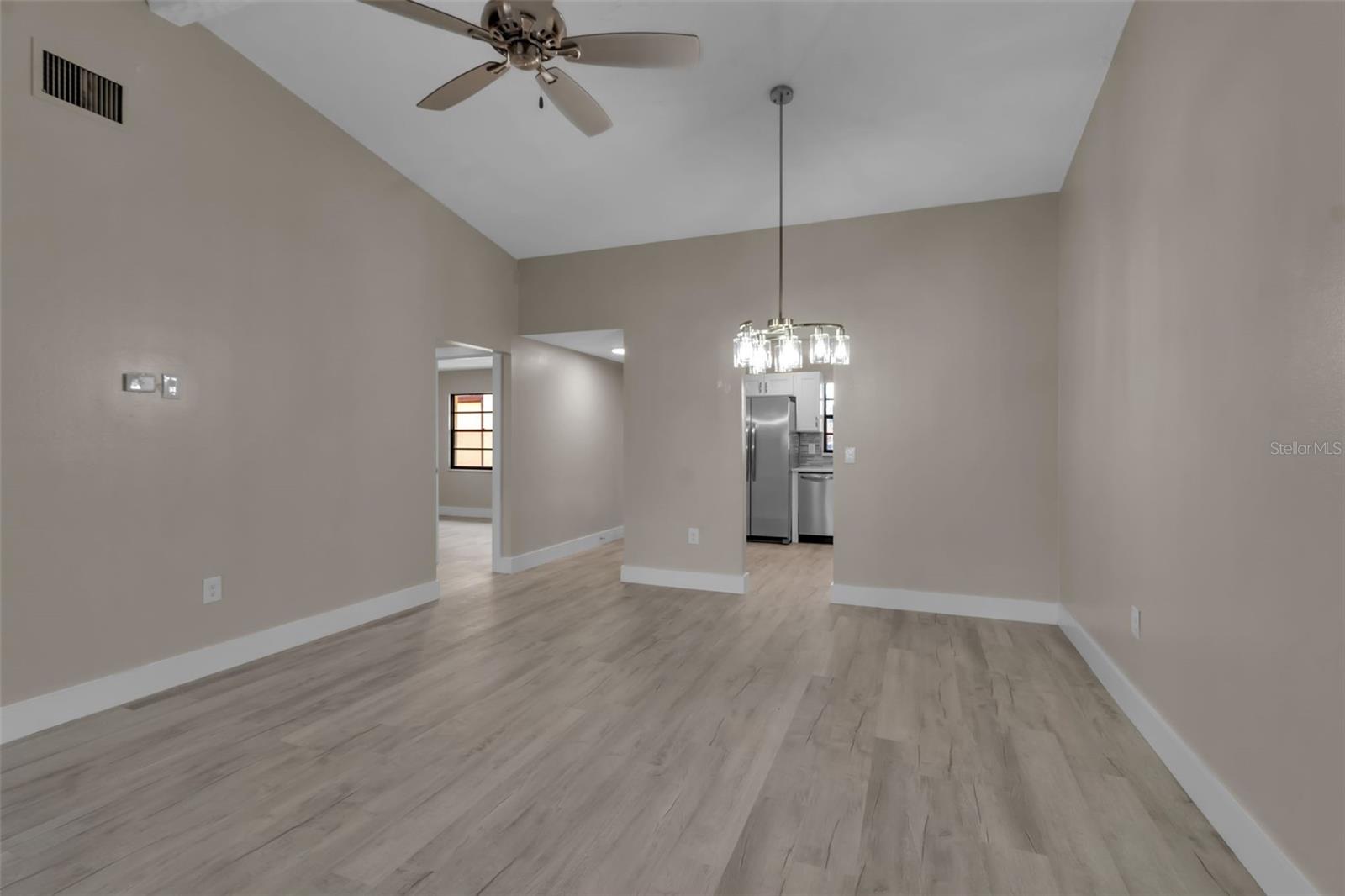 Image 32 of 59 For 1409 57th Street W 1409