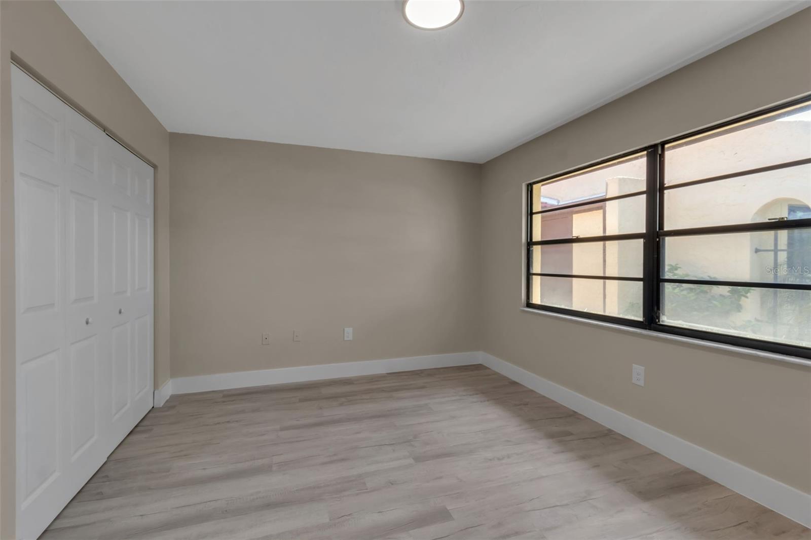Image 39 of 59 For 1409 57th Street W 1409