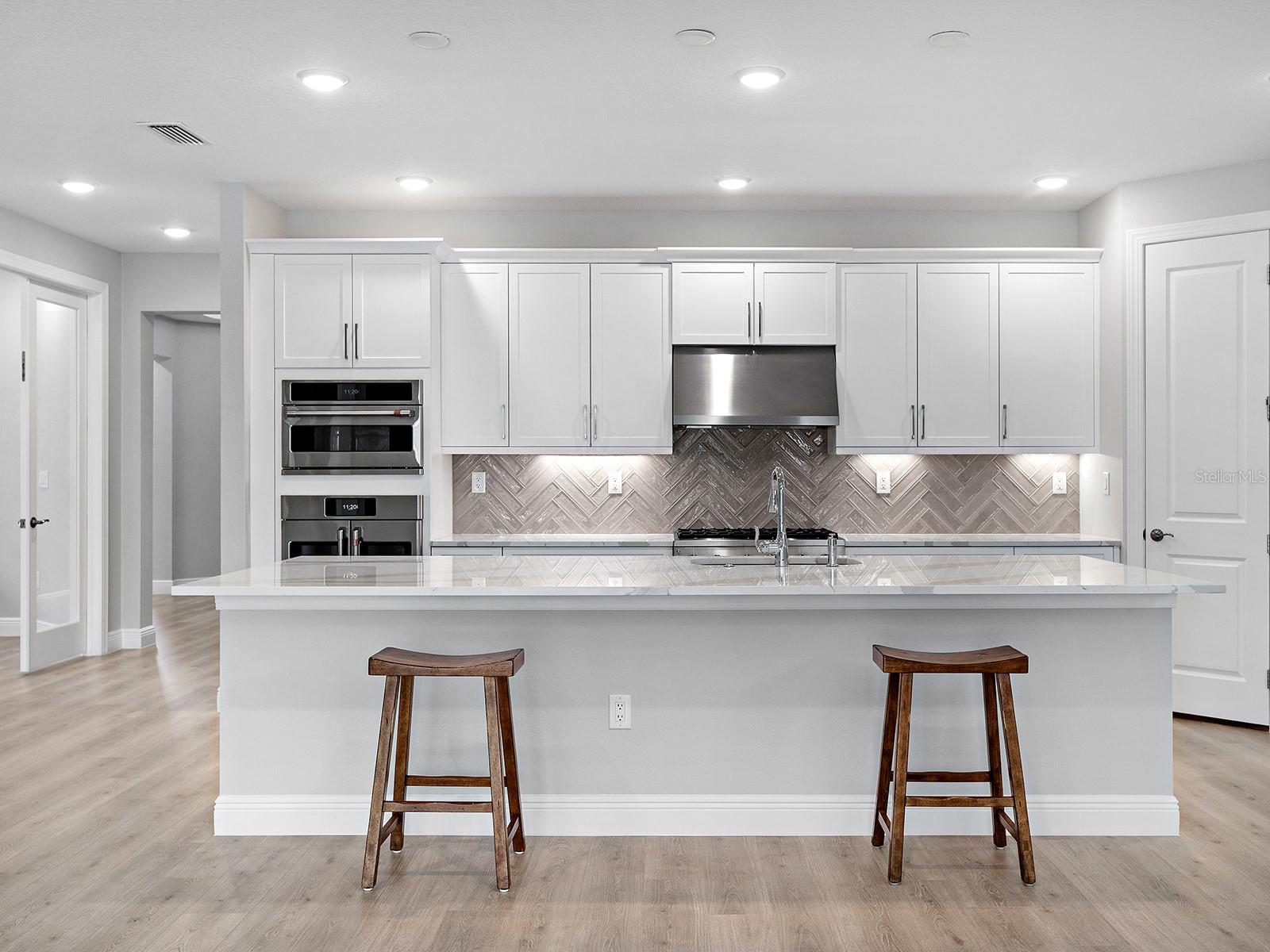 Image 8 of 58 For 4988 Fairhope Circle