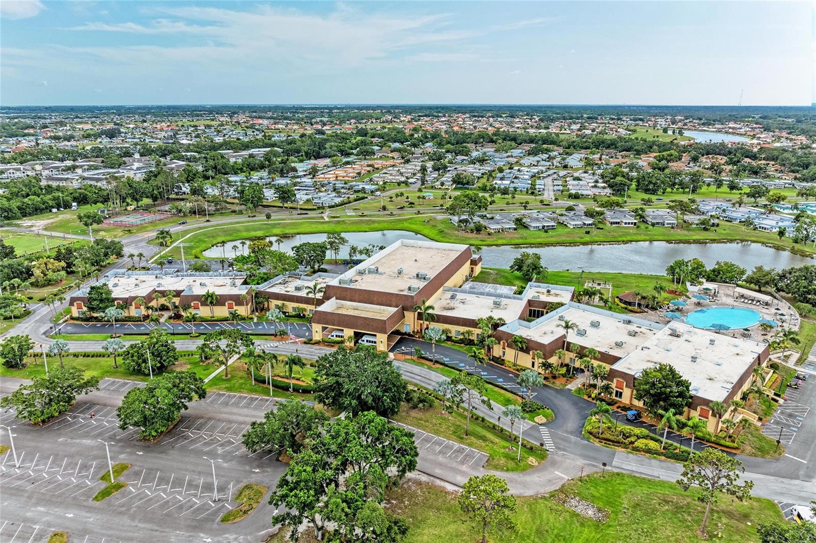 Image 47 of 50 For 1906 Canterbury Lane 16