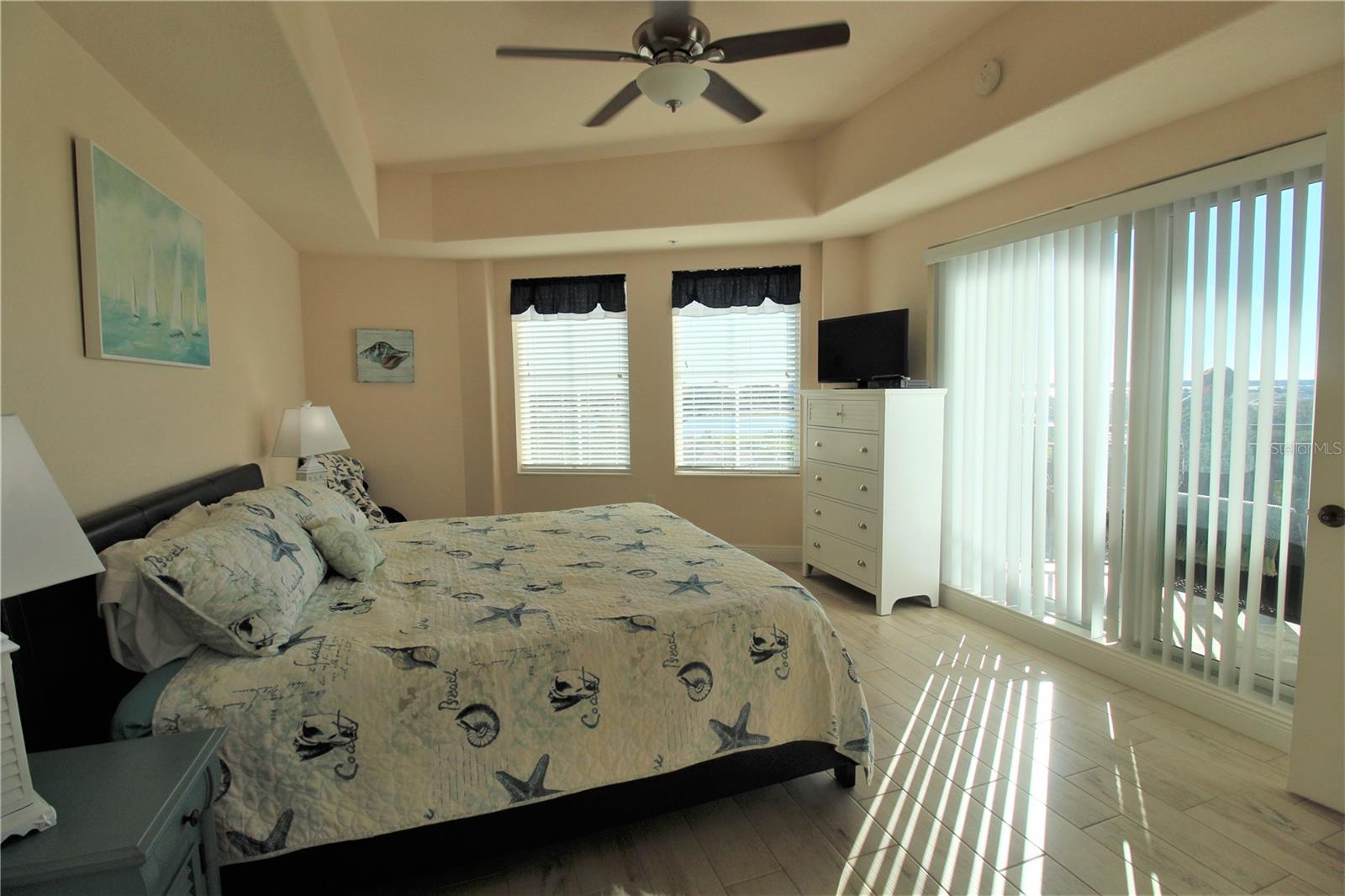 Image 11 of 32 For 501 Haben Boulevard 704