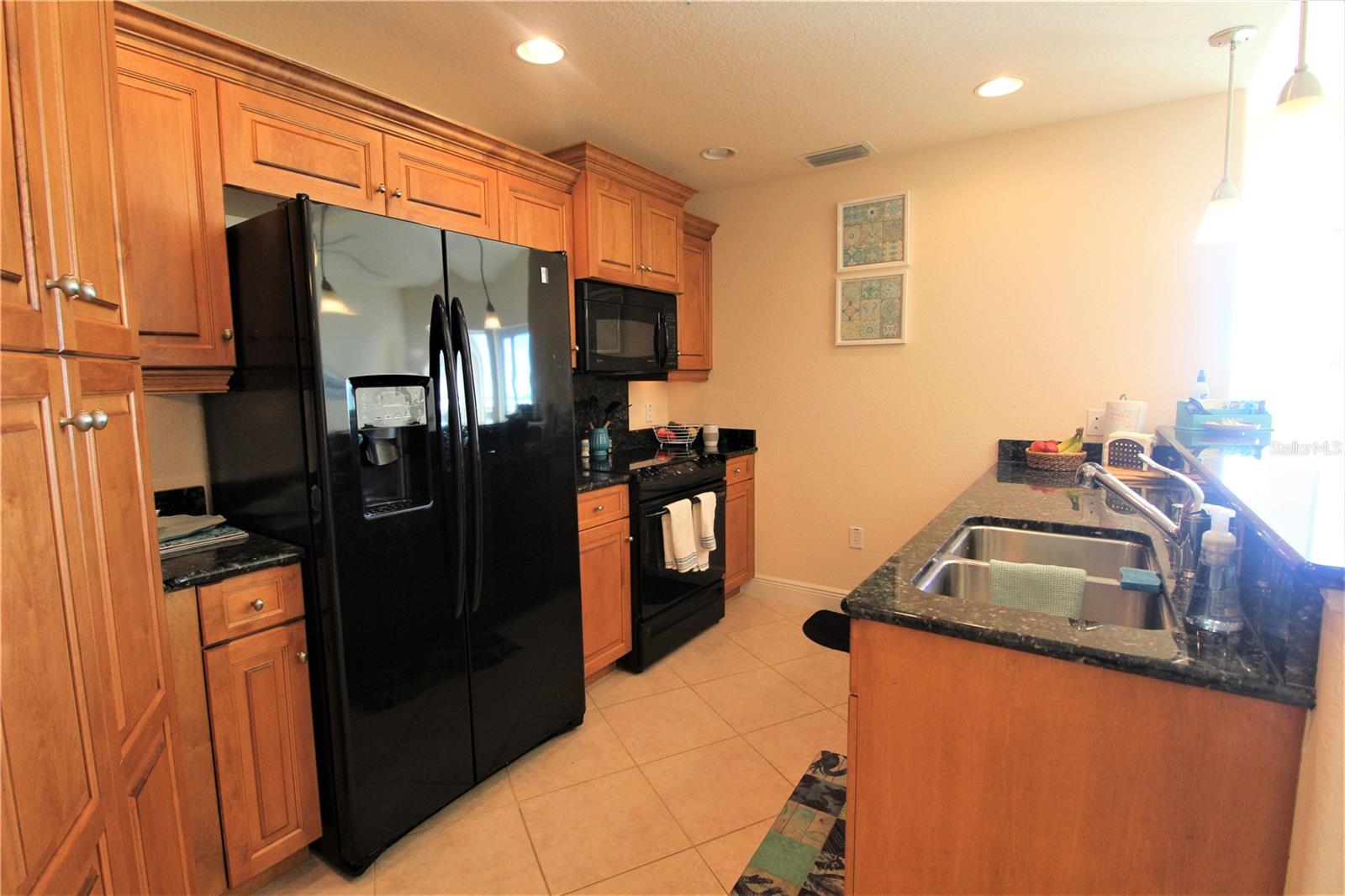 Image 3 of 32 For 501 Haben Boulevard 704