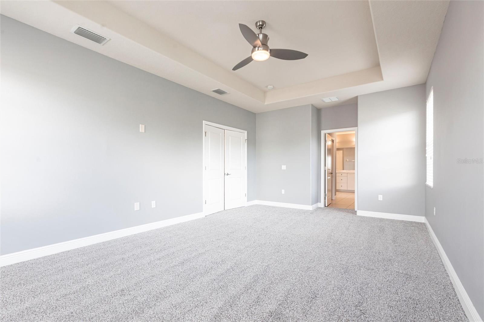 Image 15 of 38 For 7113 Park Tree Drive