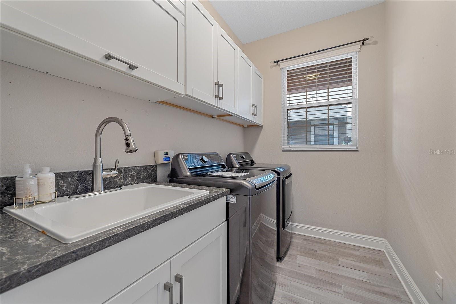 Image 20 of 41 For 5191 78th St Circle E