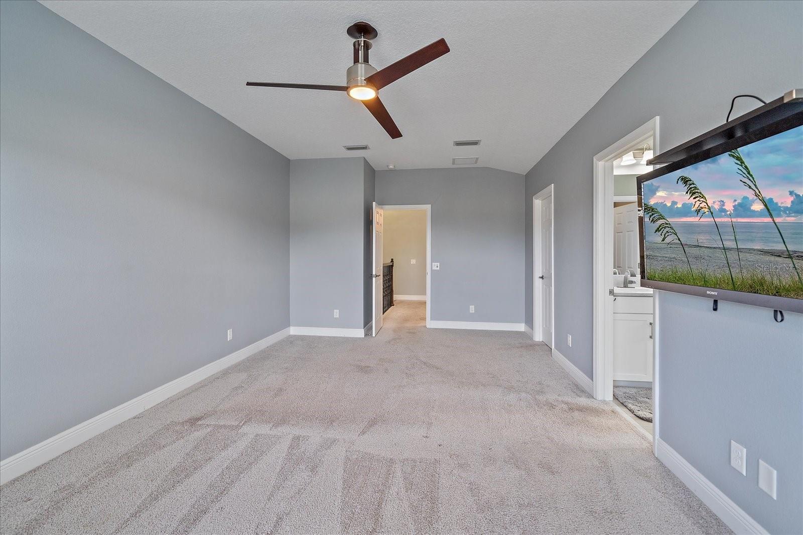 Image 35 of 41 For 5191 78th St Circle E