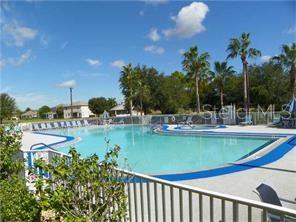 Listing photo id 17 for 2416 Magnolia Circle