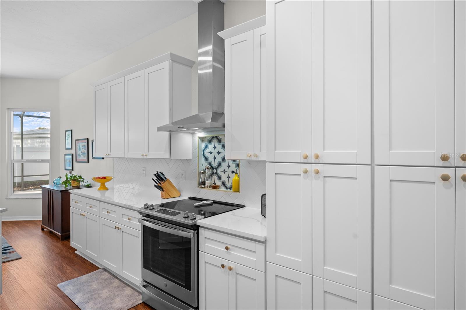 Image 12 of 40 For 5110 19th Avenue W