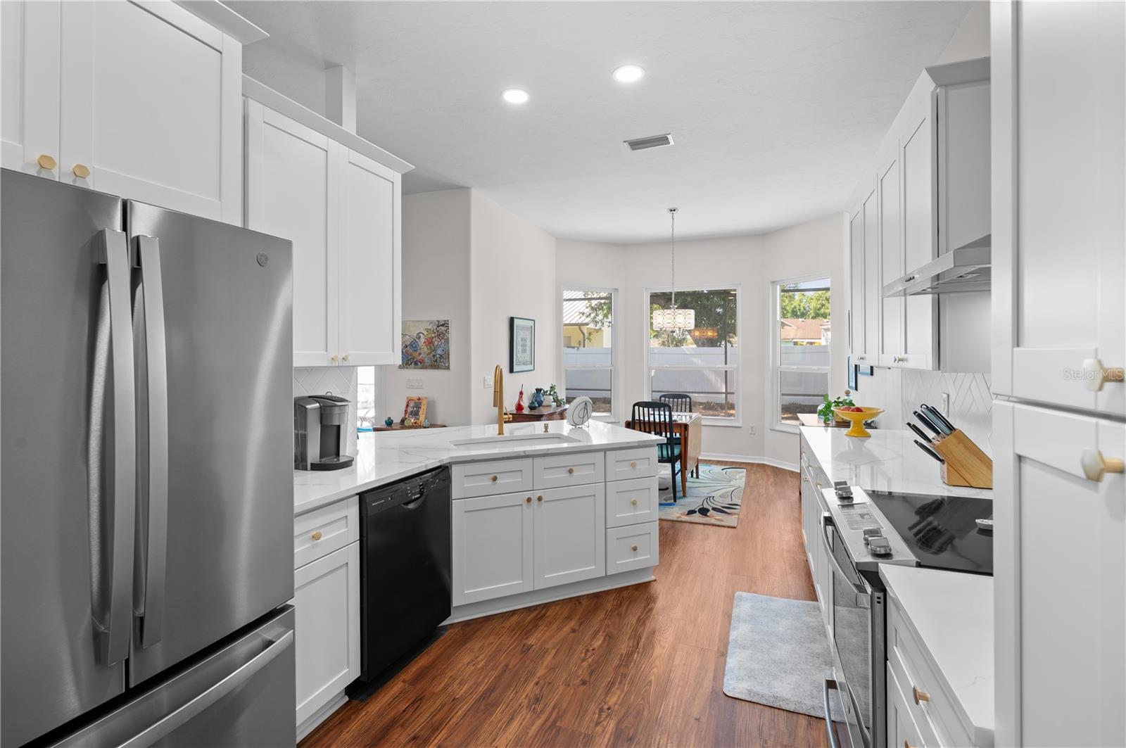 Image 14 of 40 For 5110 19th Avenue W
