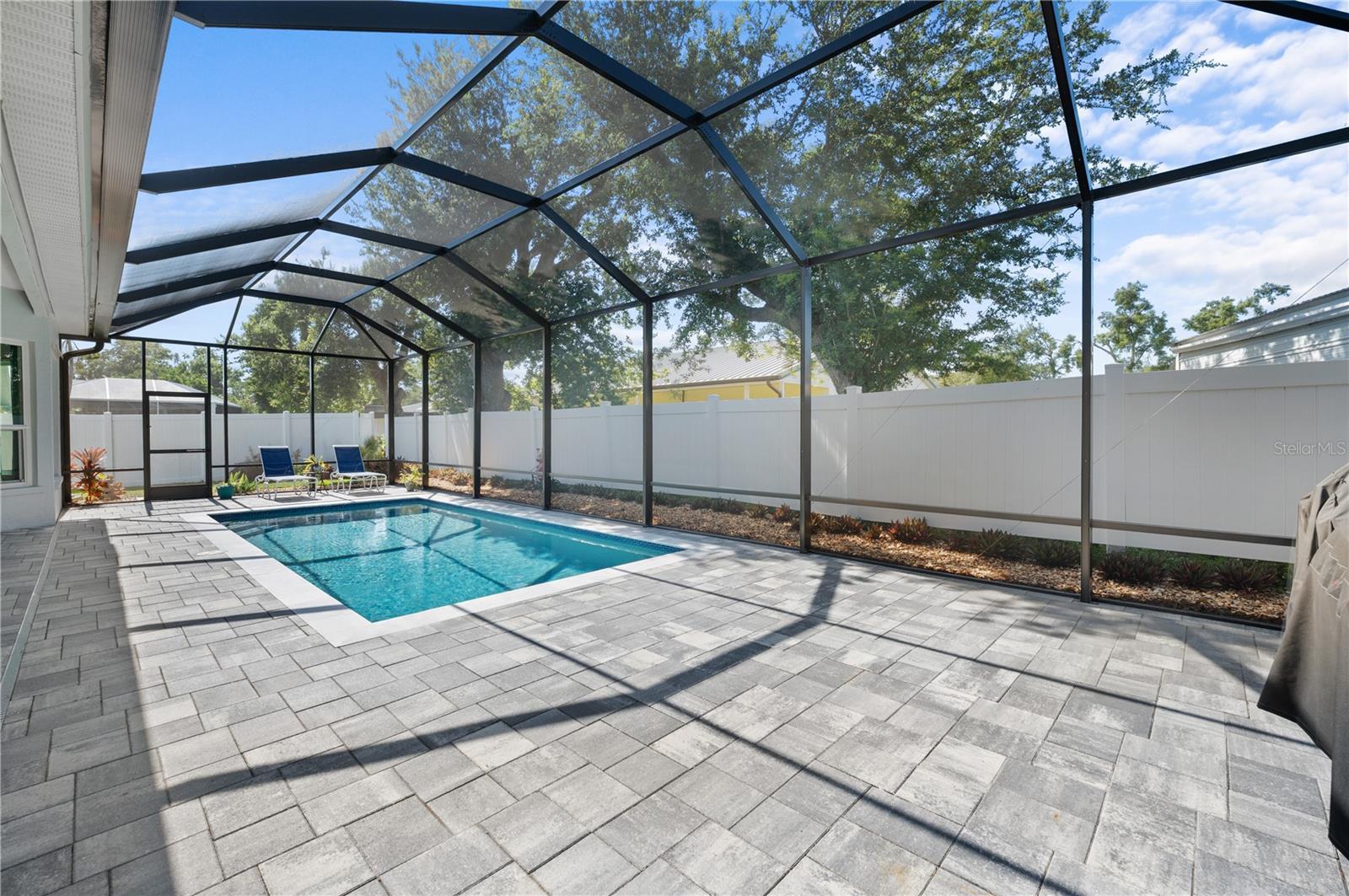 Image 34 of 40 For 5110 19th Avenue W