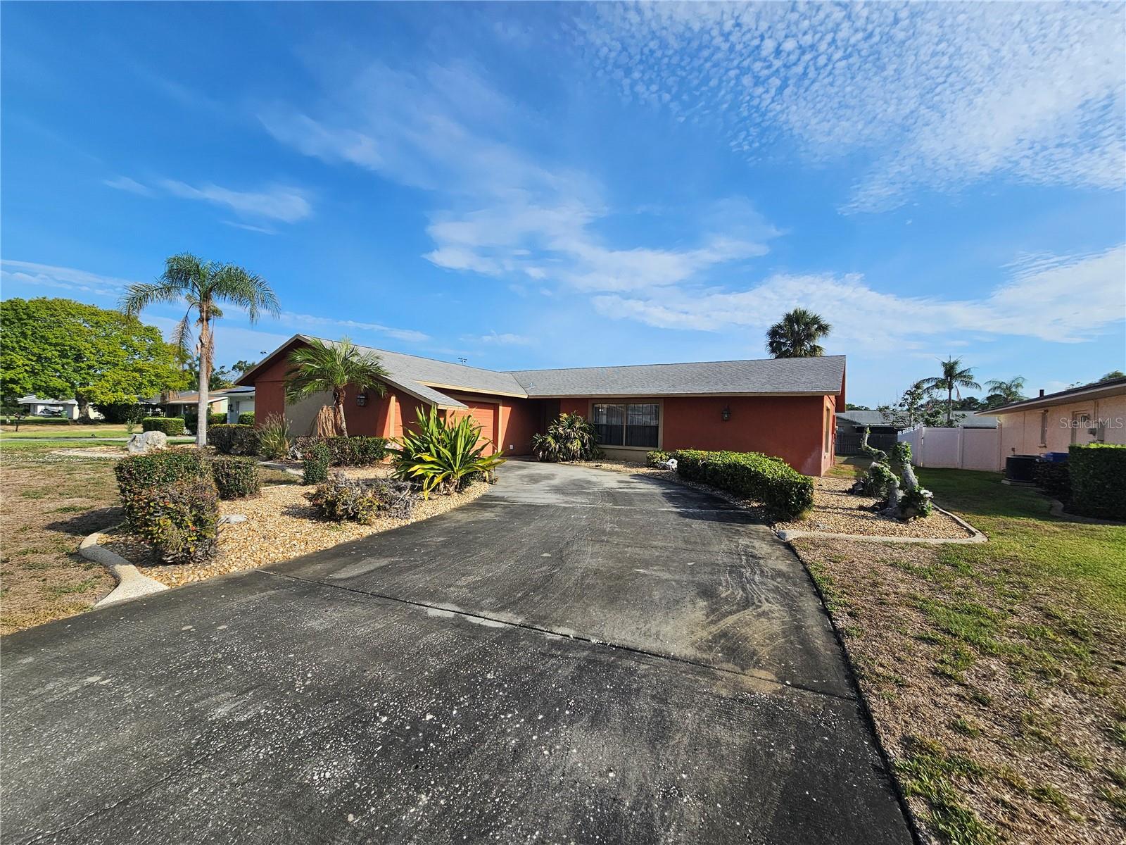 Image 2 of 22 For 5114 36th Avenue Drive W