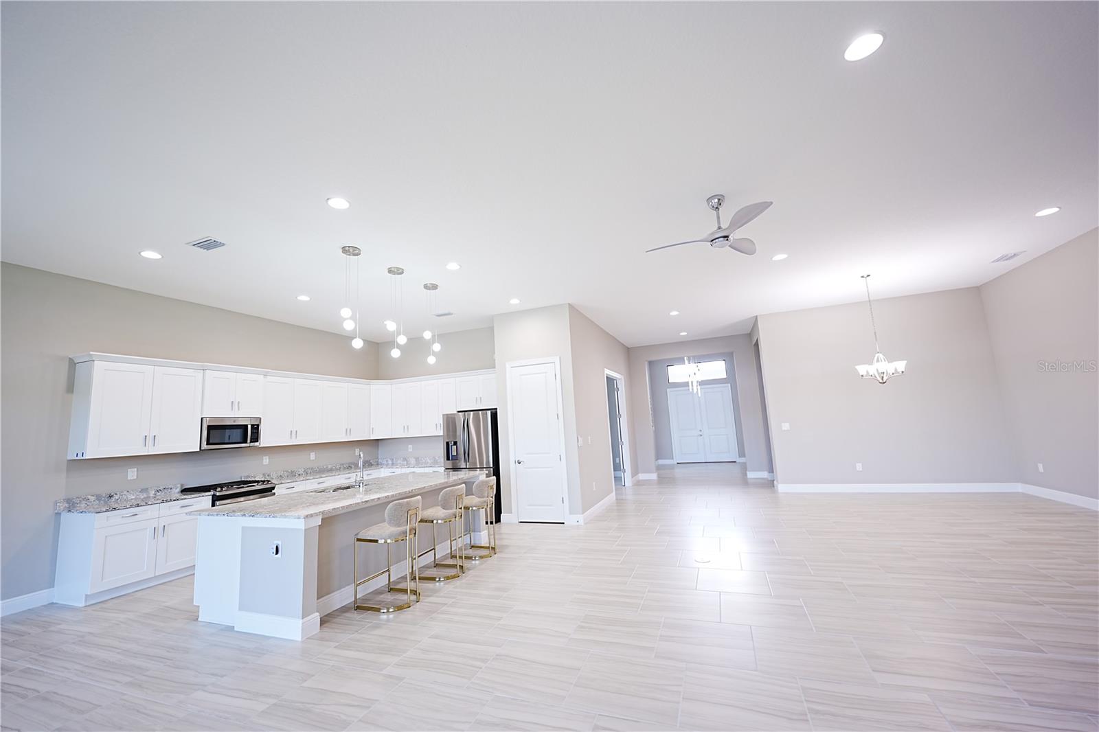Image 7 of 38 For 9124 Bernini Place