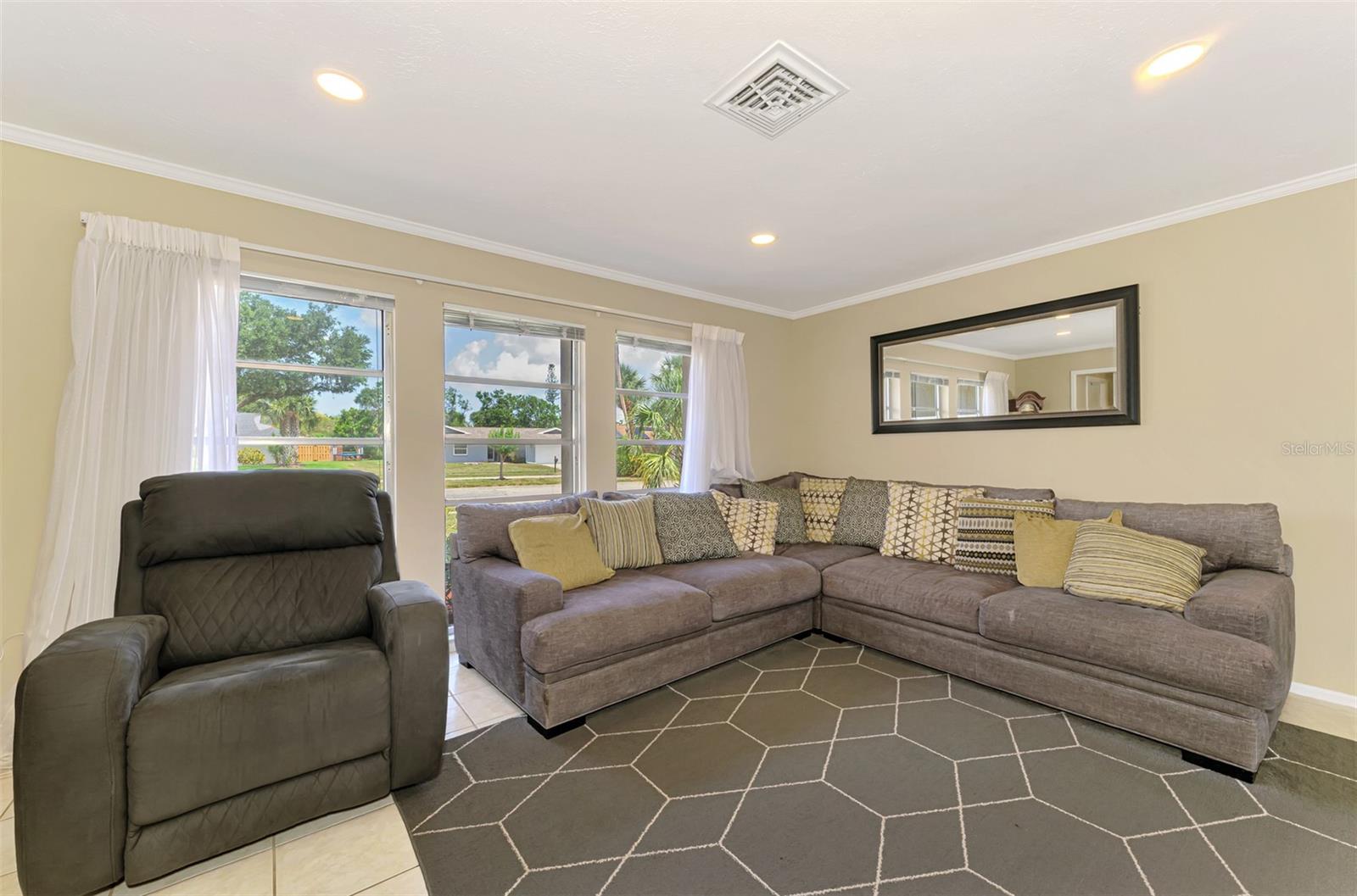 Image 12 of 44 For 4155 Center Gate Boulevard