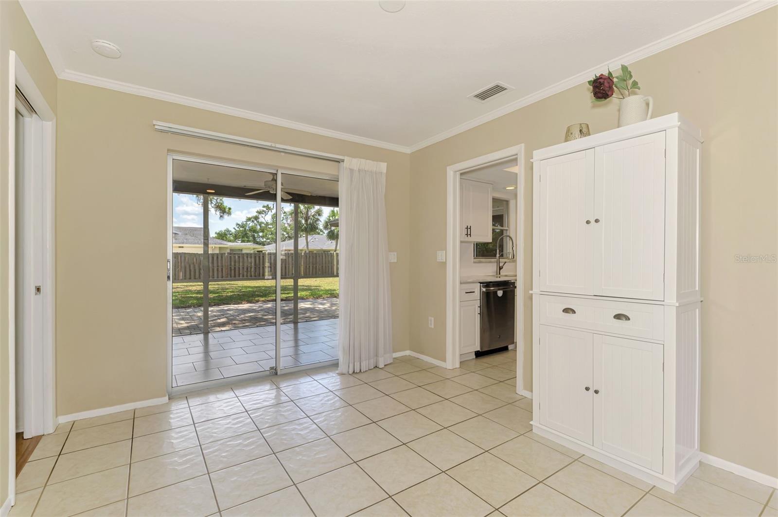 Image 15 of 44 For 4155 Center Gate Boulevard