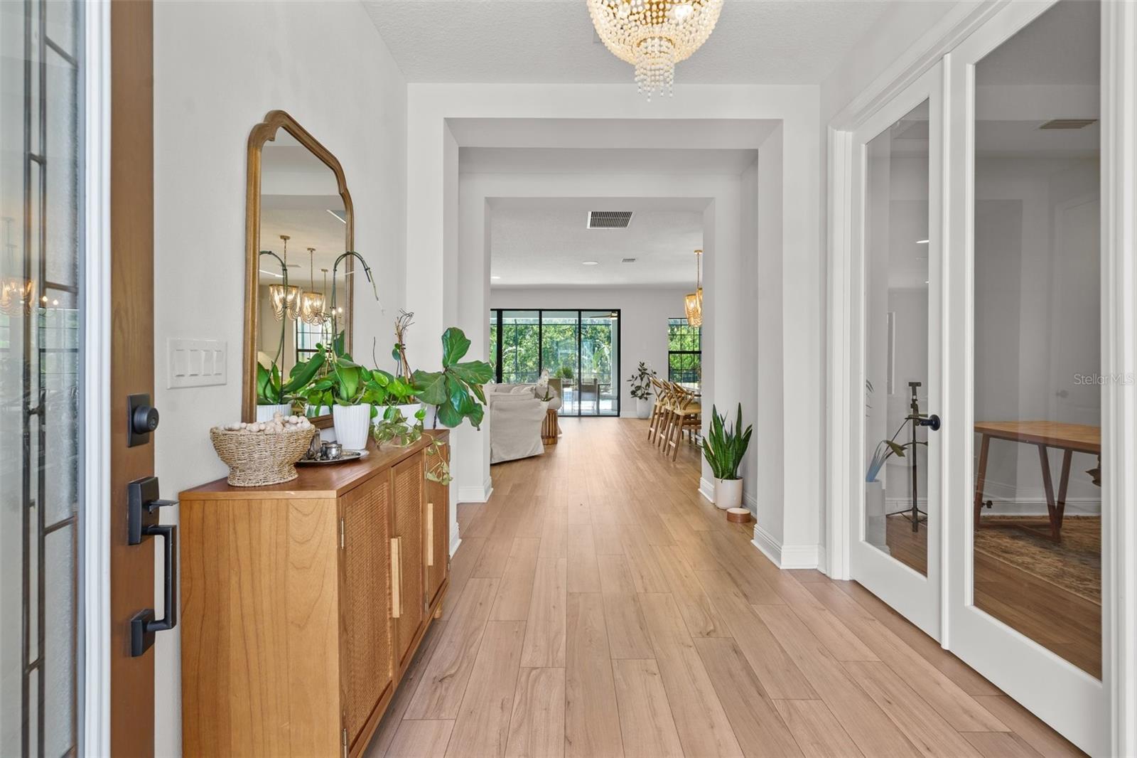 Image 12 of 86 For 8932 Isabella Circle