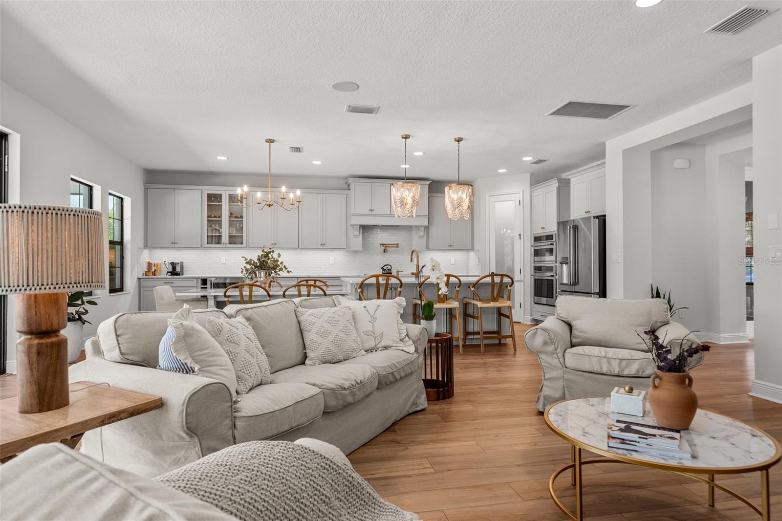 Image 24 of 86 For 8932 Isabella Circle