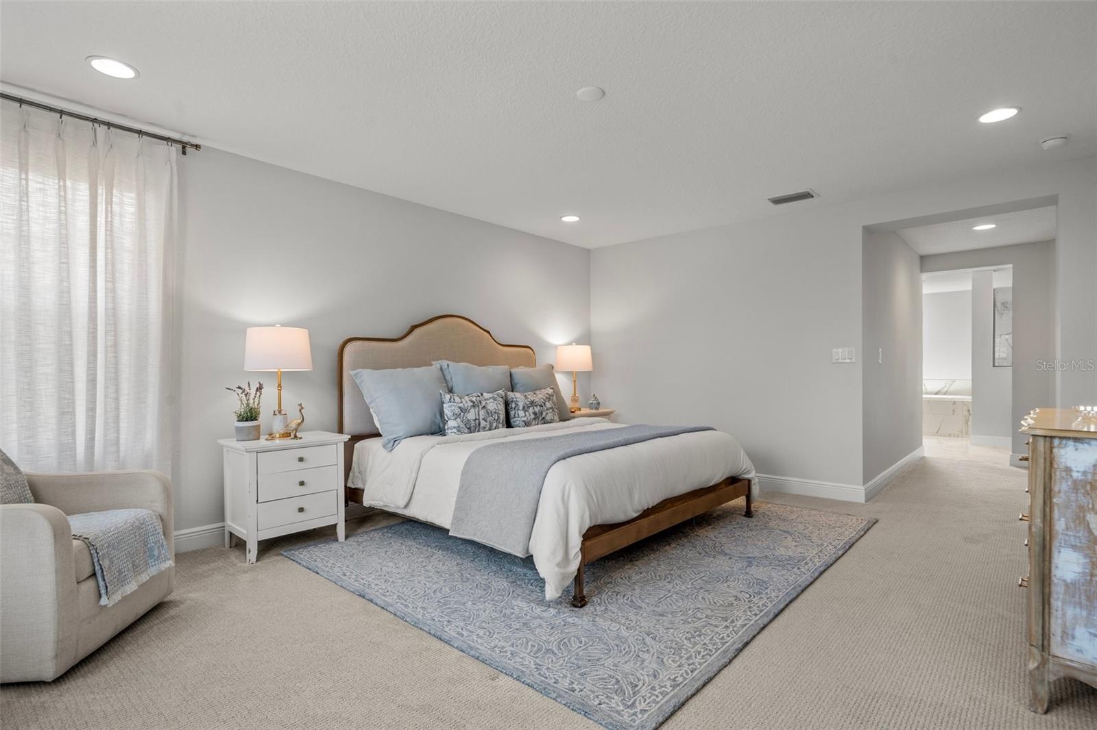 Image 40 of 86 For 8932 Isabella Circle