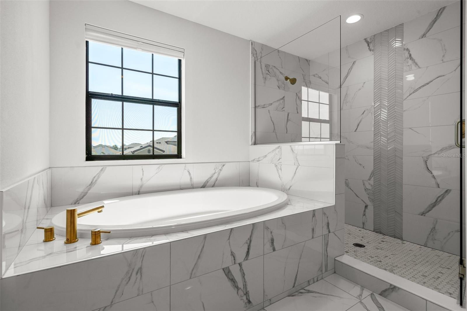 Image 43 of 86 For 8932 Isabella Circle