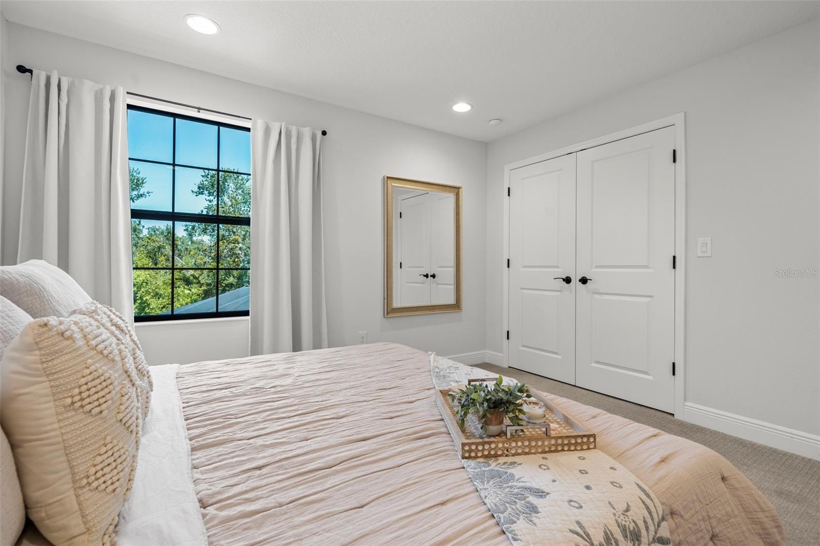 Image 54 of 86 For 8932 Isabella Circle