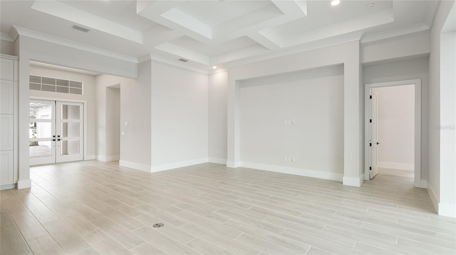 Image 13 of 46 For 8376 Sea Glass Court