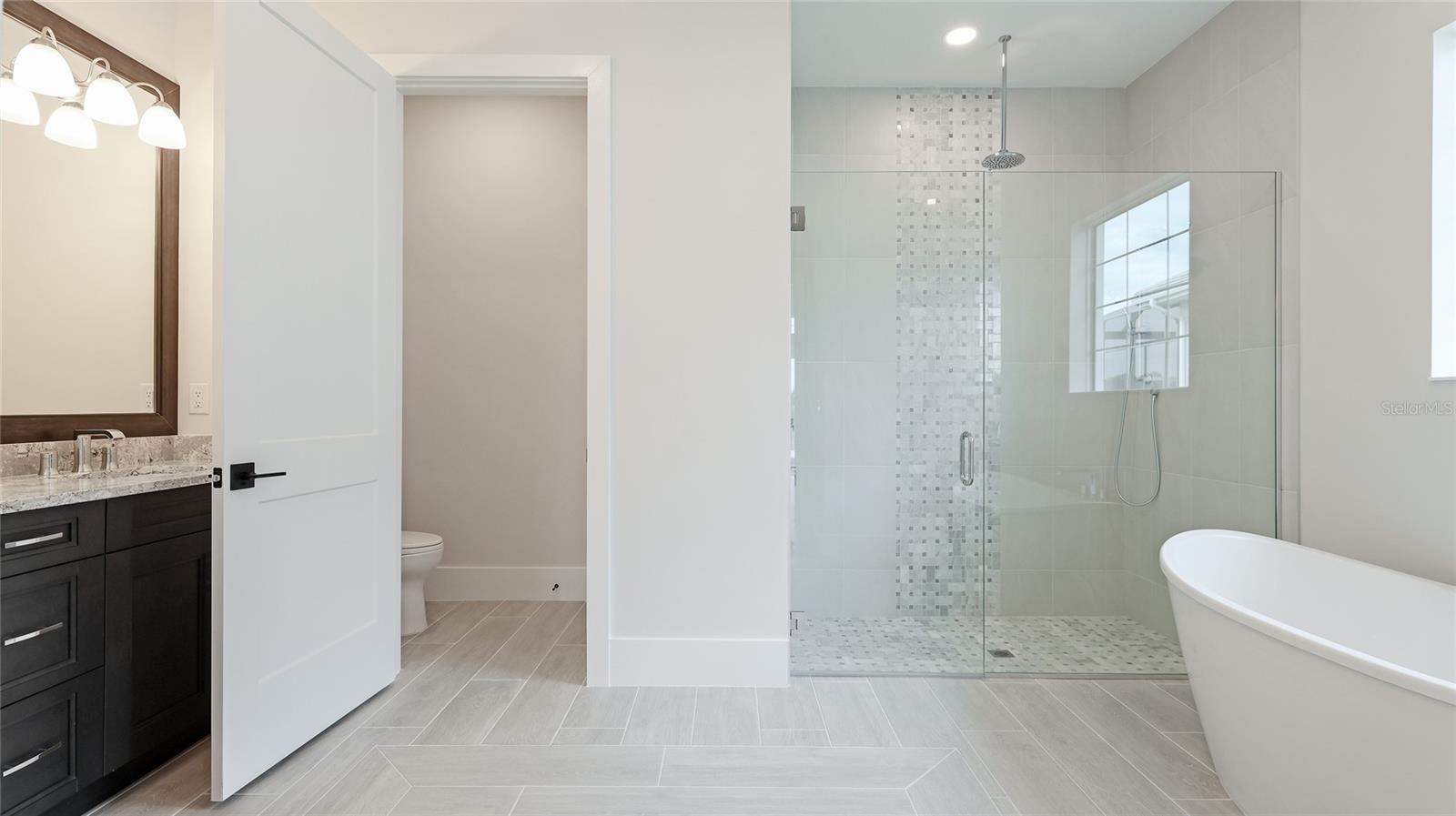 Image 21 of 46 For 8376 Sea Glass Court