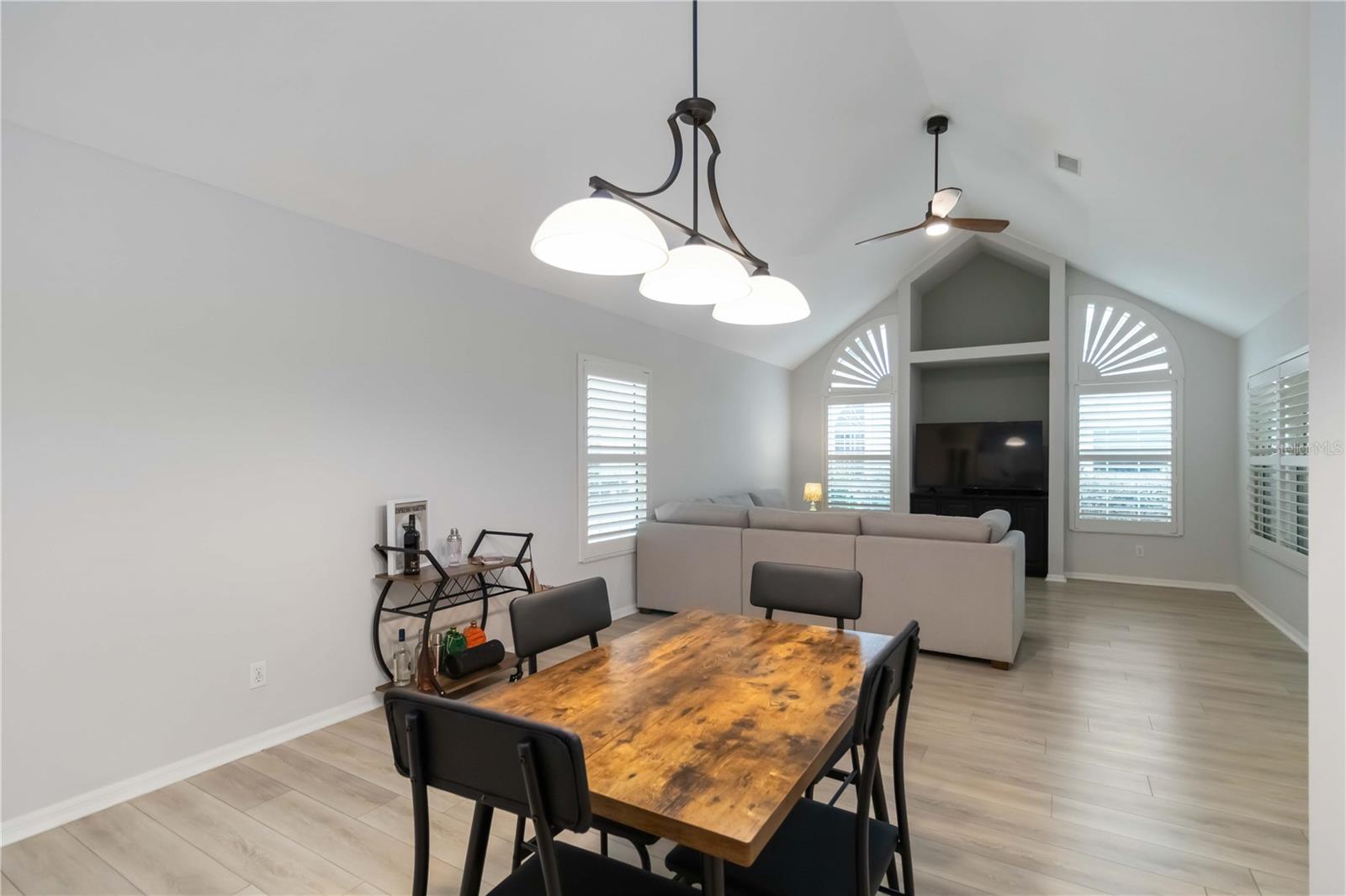 Image 11 of 33 For 4629 Whirlaway Drive B