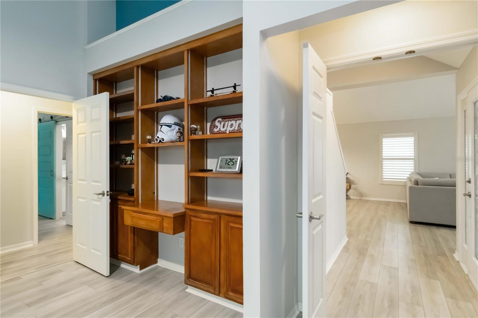 Image 23 of 33 For 4629 Whirlaway Drive B