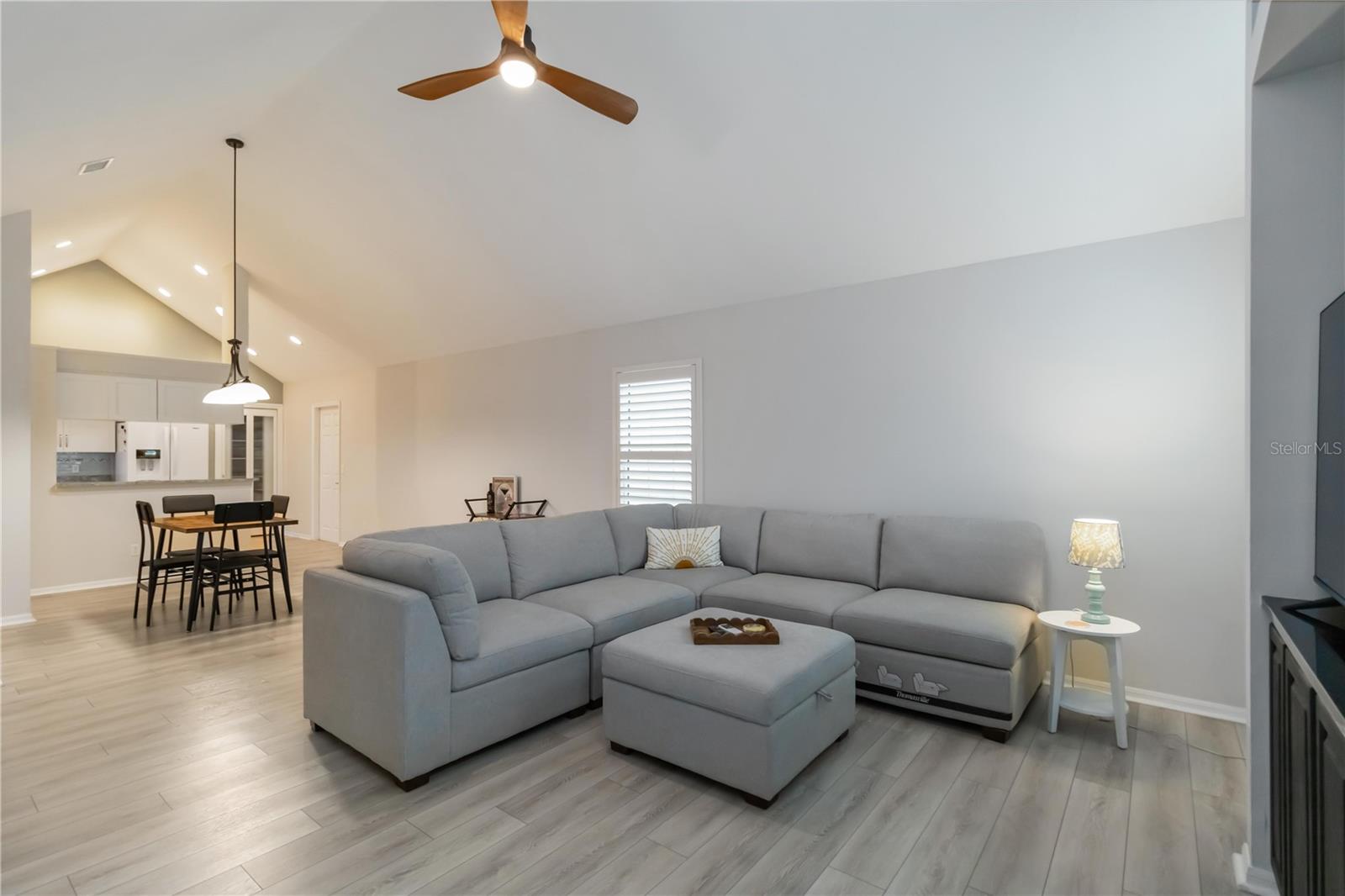 Image 9 of 33 For 4629 Whirlaway Drive B