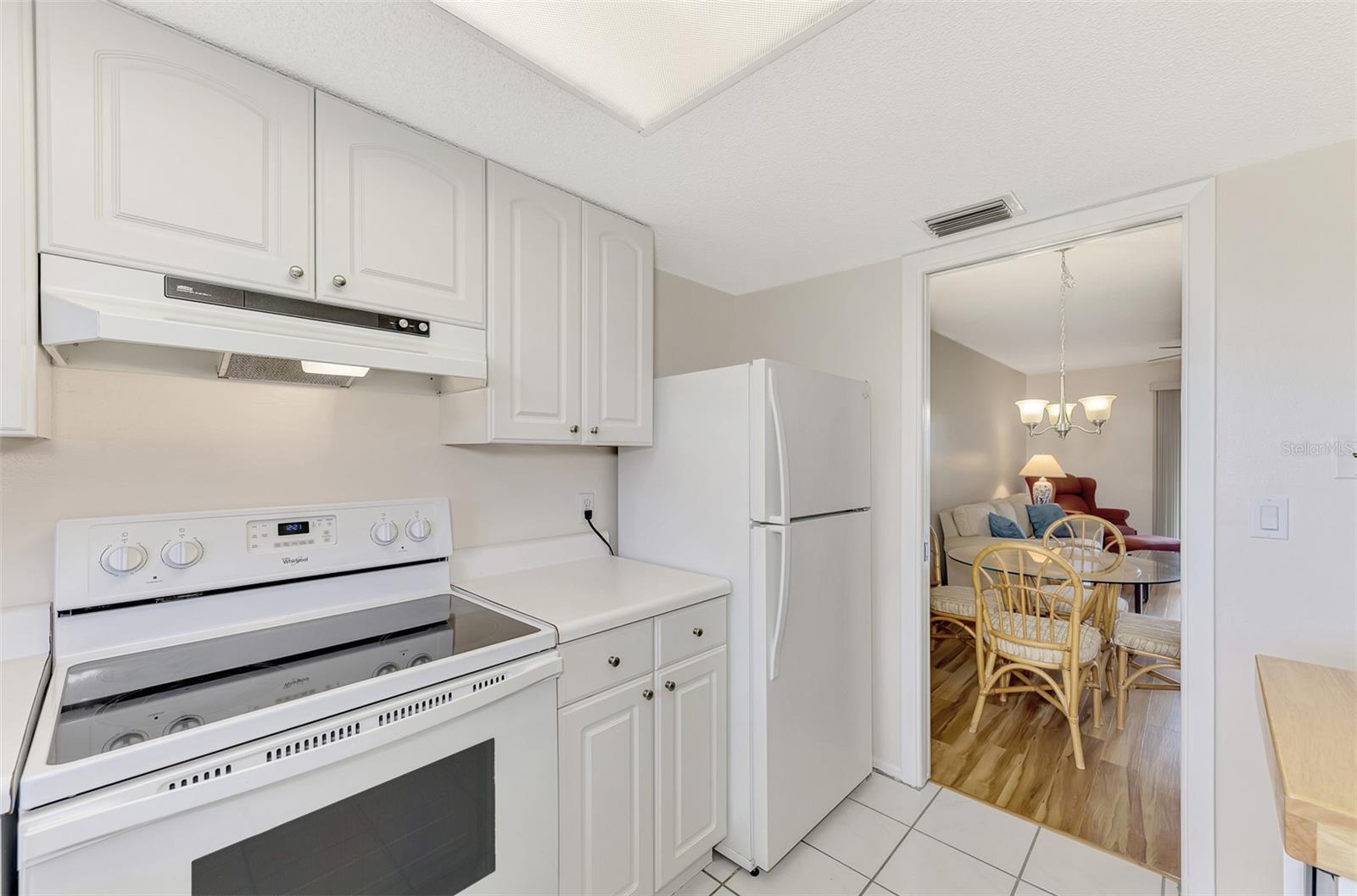 Image 20 of 40 For 102 Capri Isles Boulevard 206