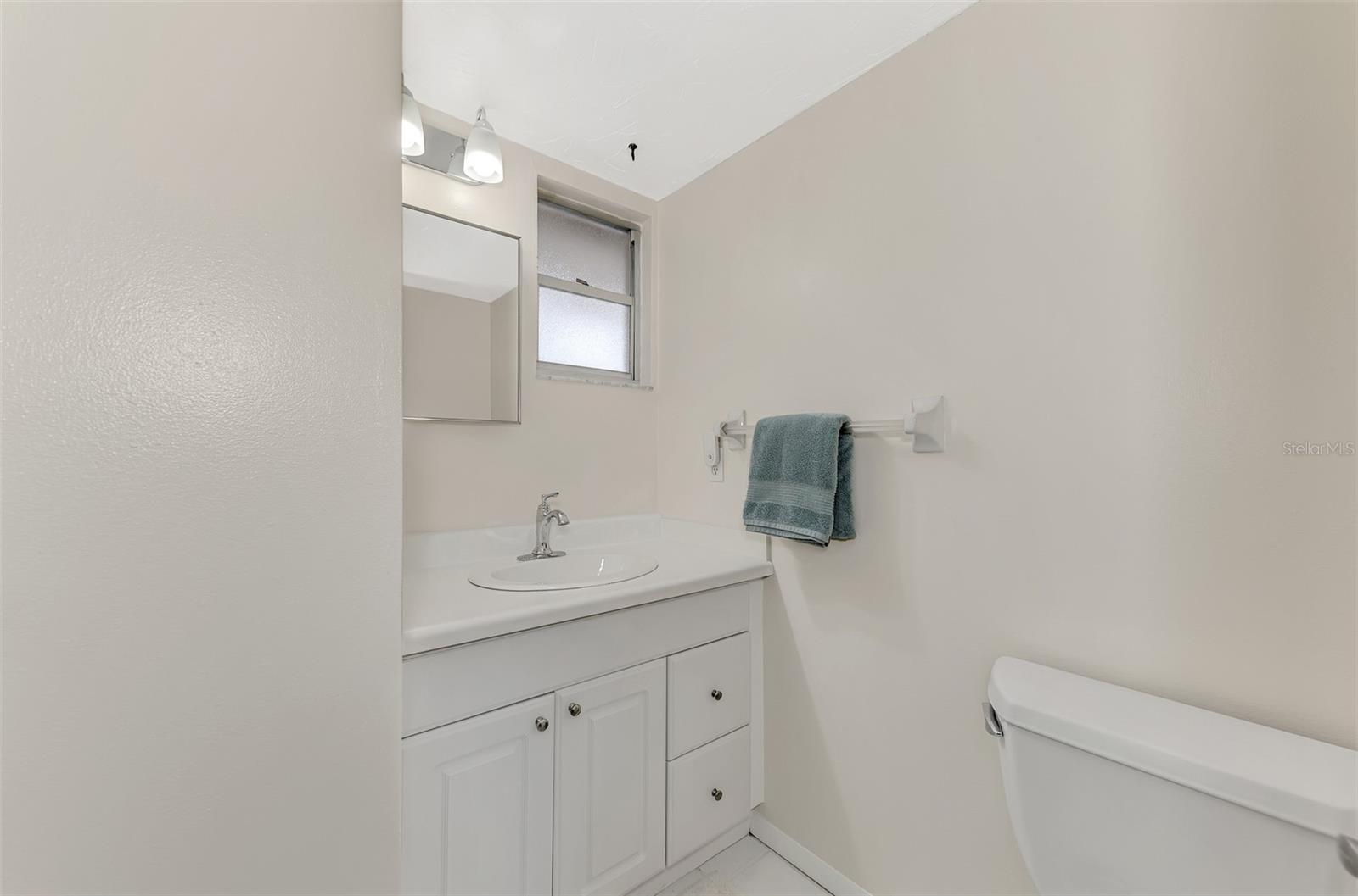 Image 27 of 40 For 102 Capri Isles Boulevard 206