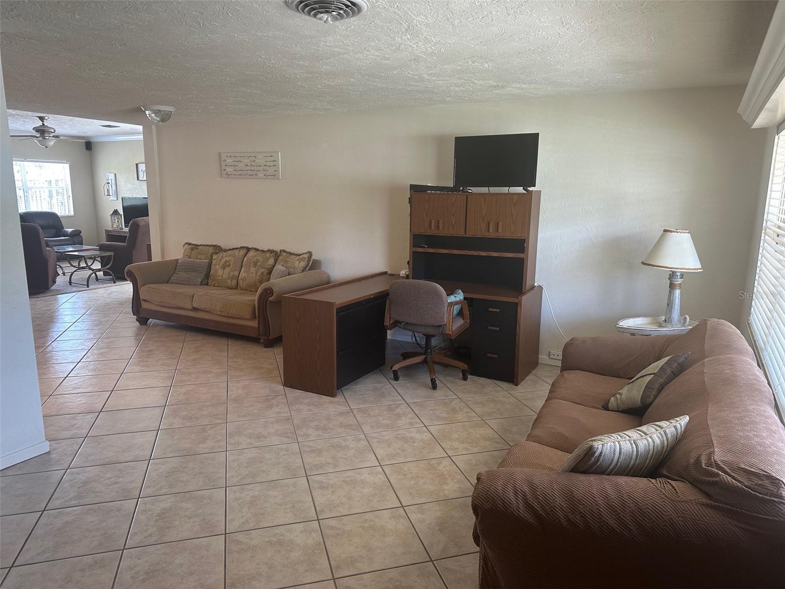 Image 11 of 22 For 3060 Courtland Street