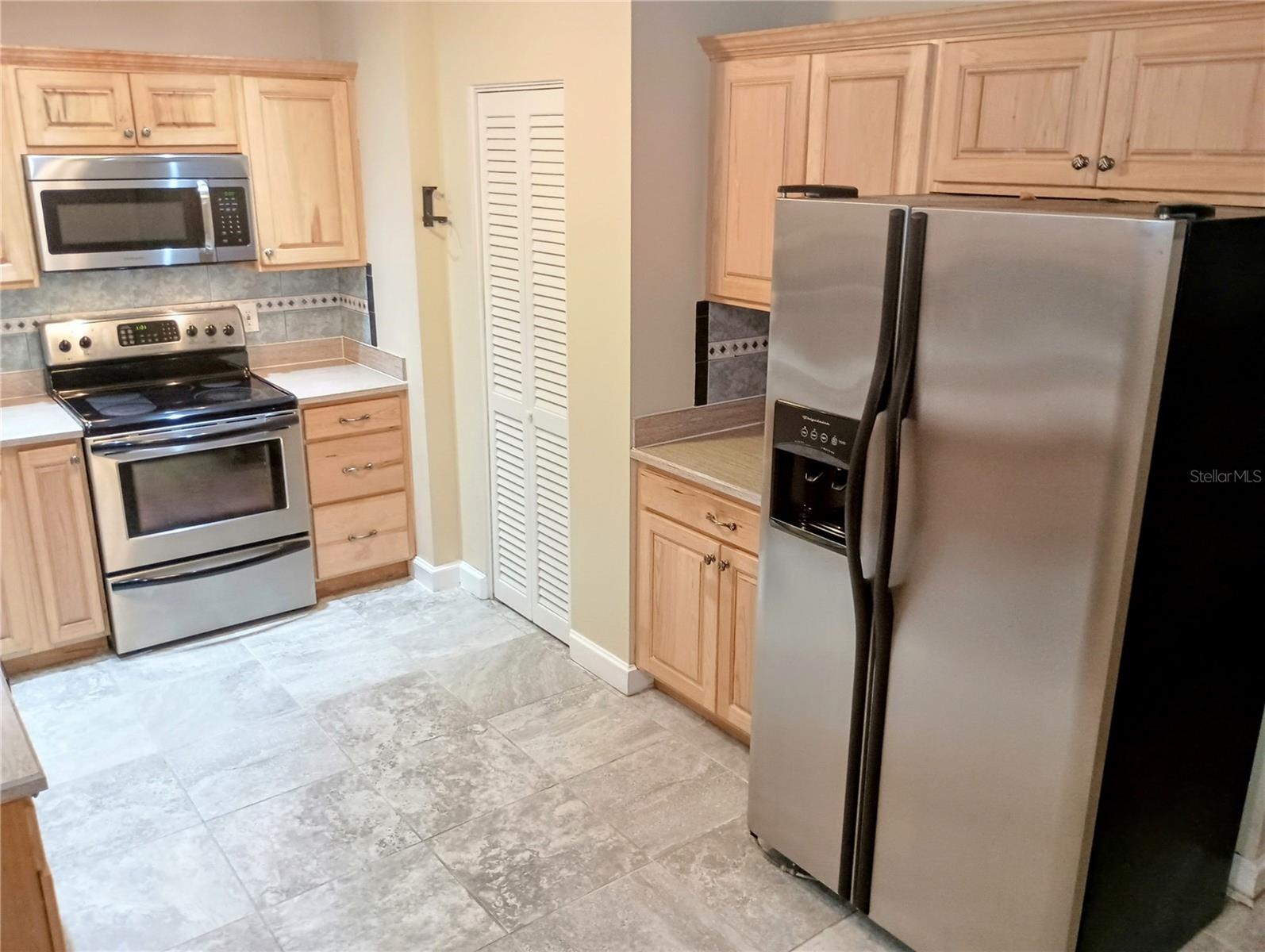 Image 5 of 14 For 5439 3rd Street E