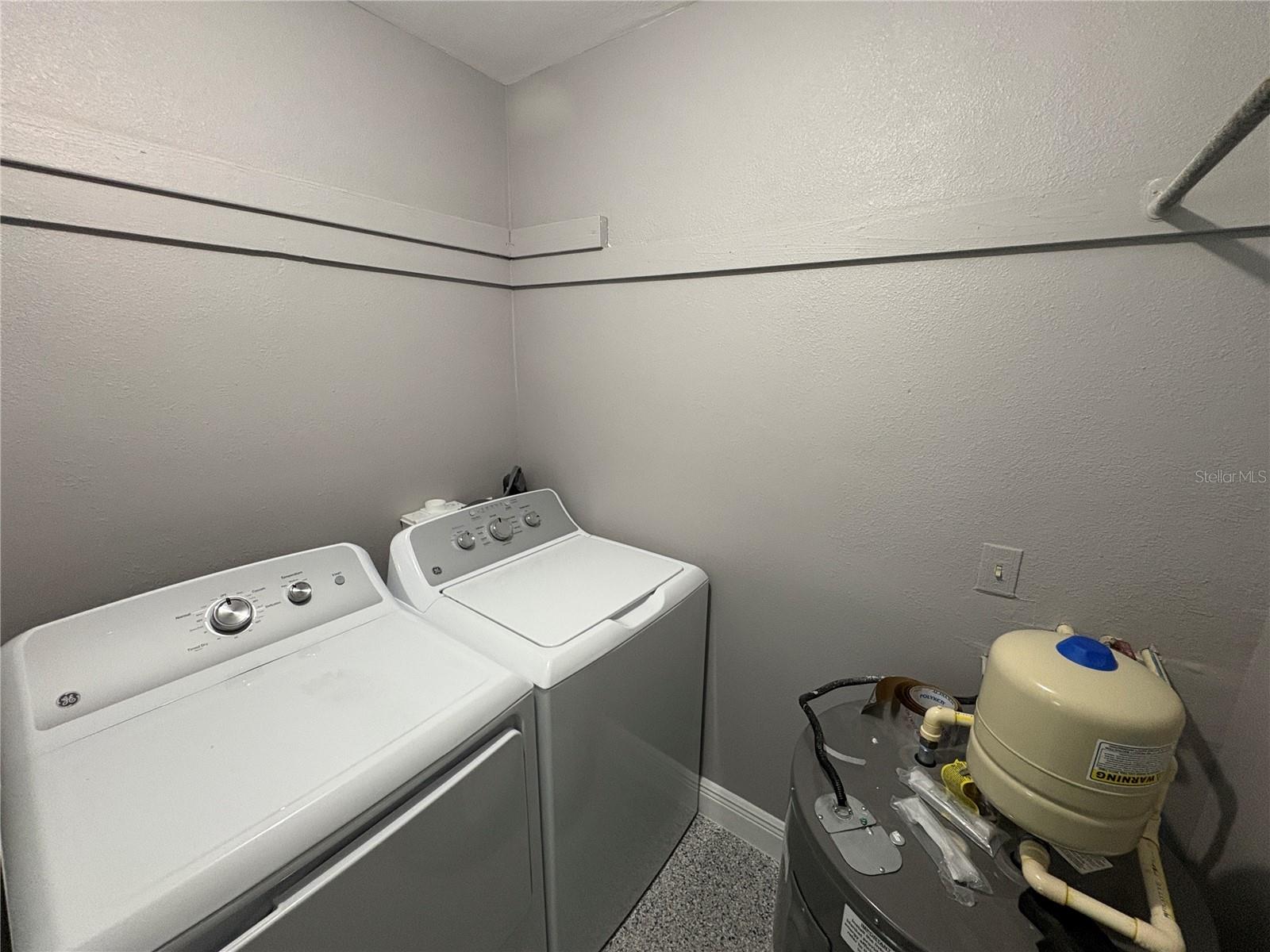 Image 20 of 27 For 4515 103rd Street Court W