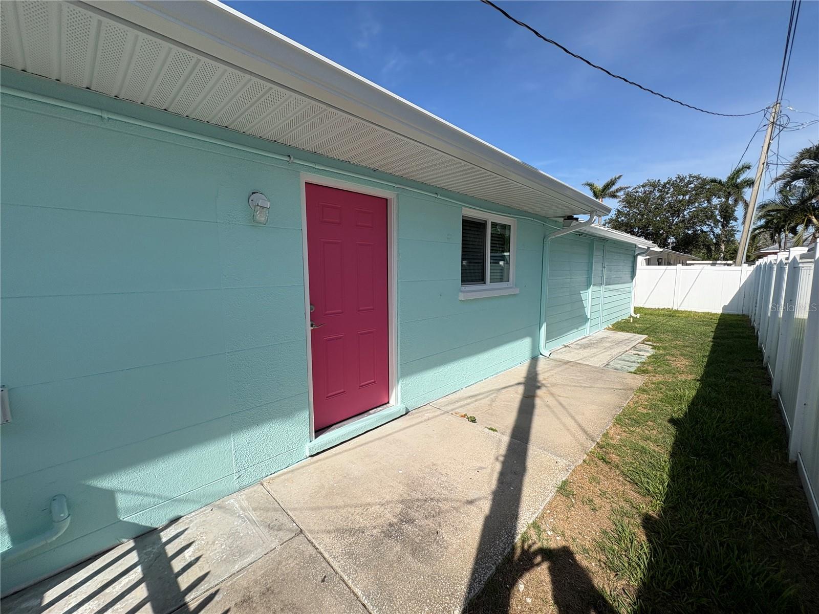 Image 22 of 27 For 4515 103rd Street Court W