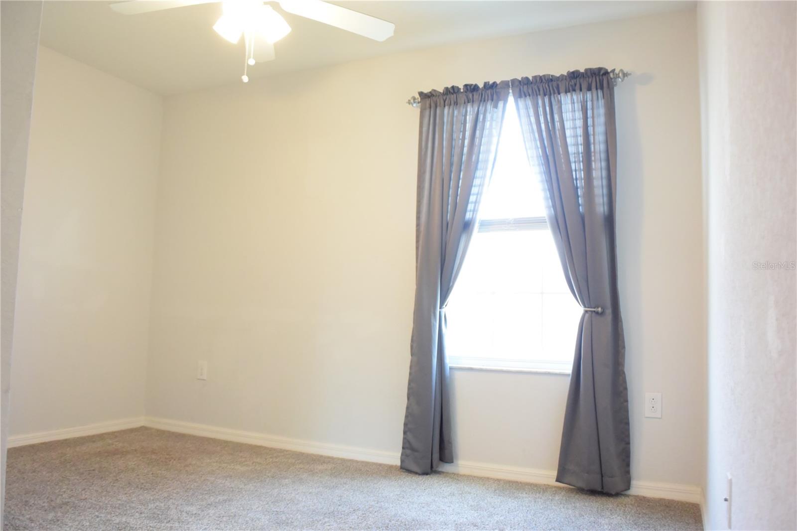 Image 16 of 39 For 1213 Grantham Drive