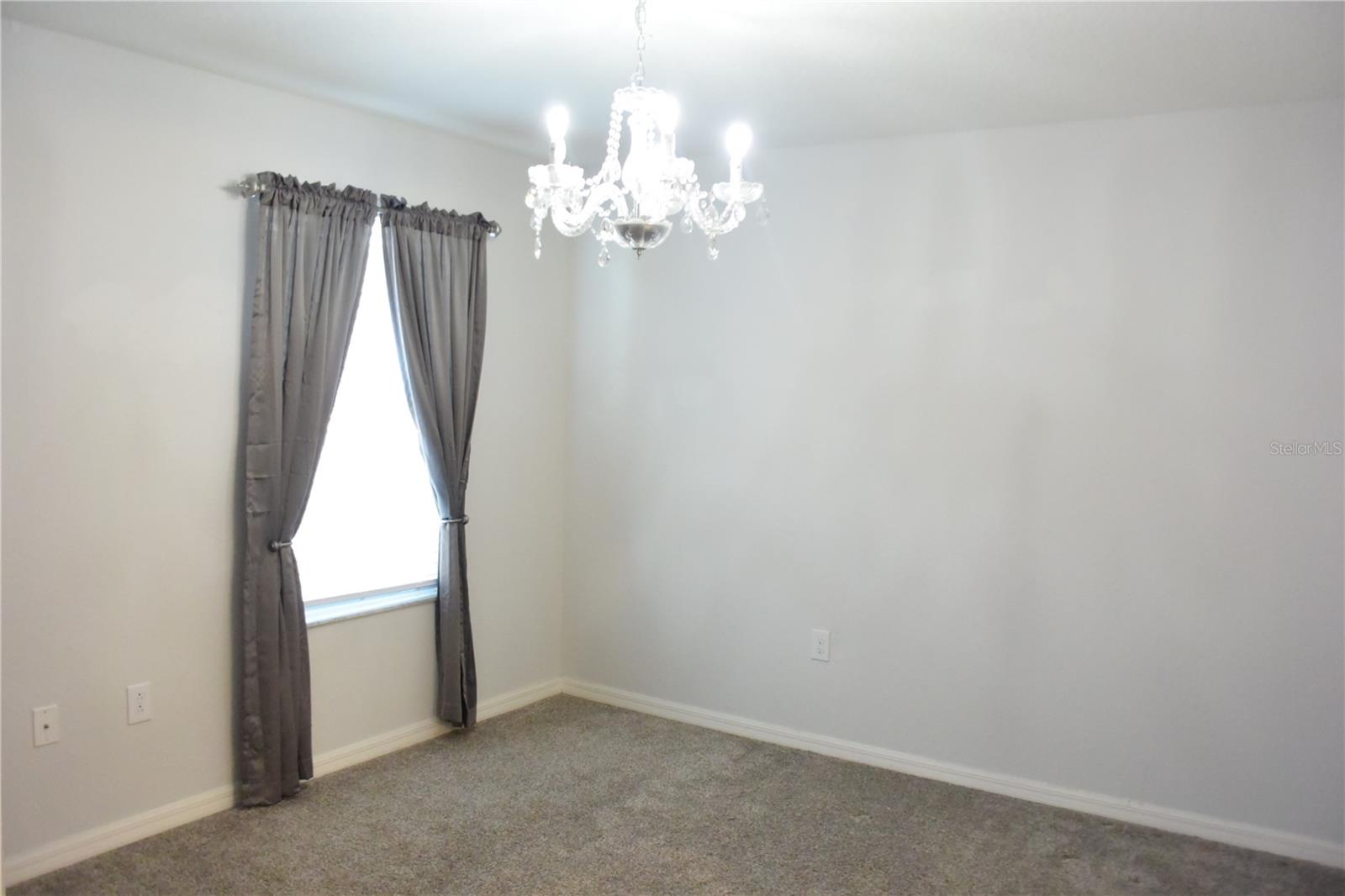 Image 18 of 39 For 1213 Grantham Drive