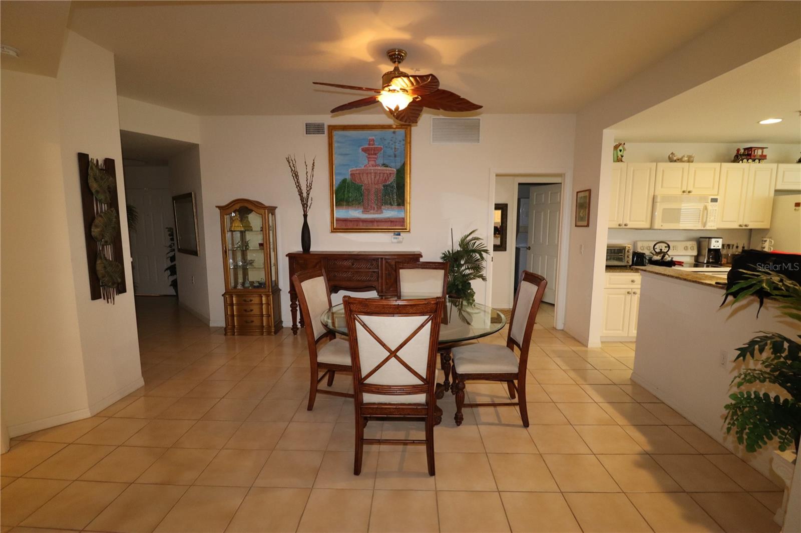 Image 11 of 17 For 255 End Drive 2210