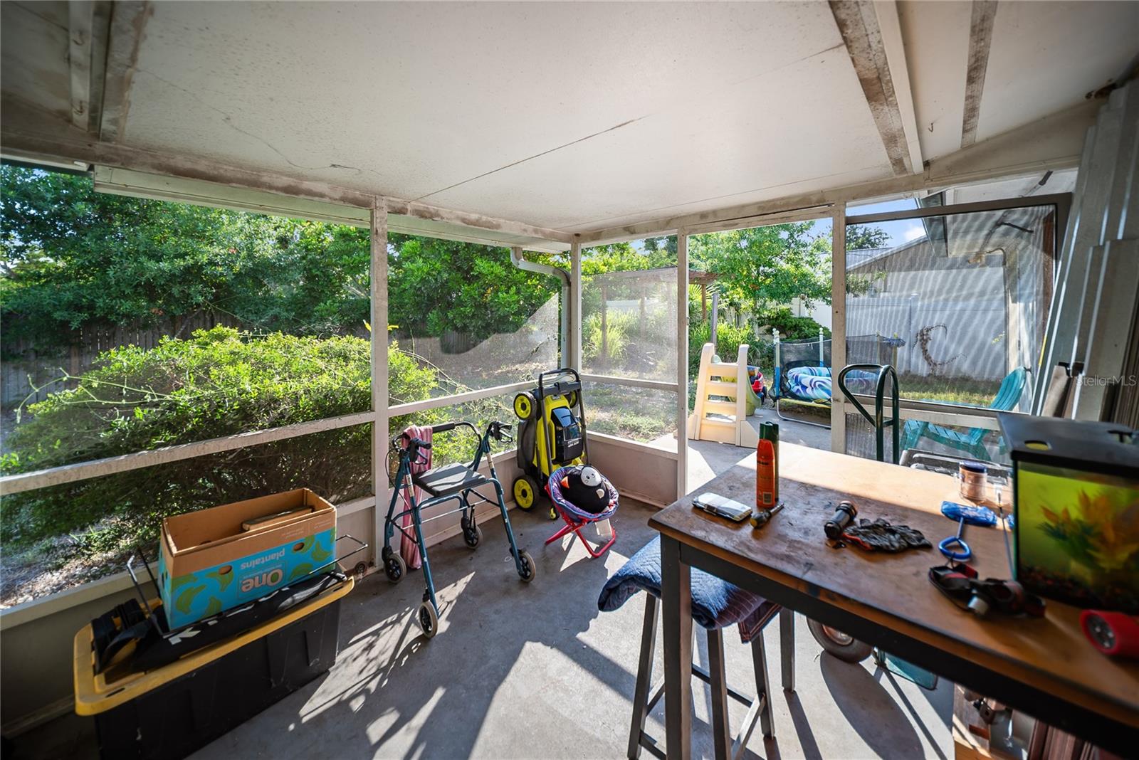Image 6 of 37 For 3468 Roslyn Road