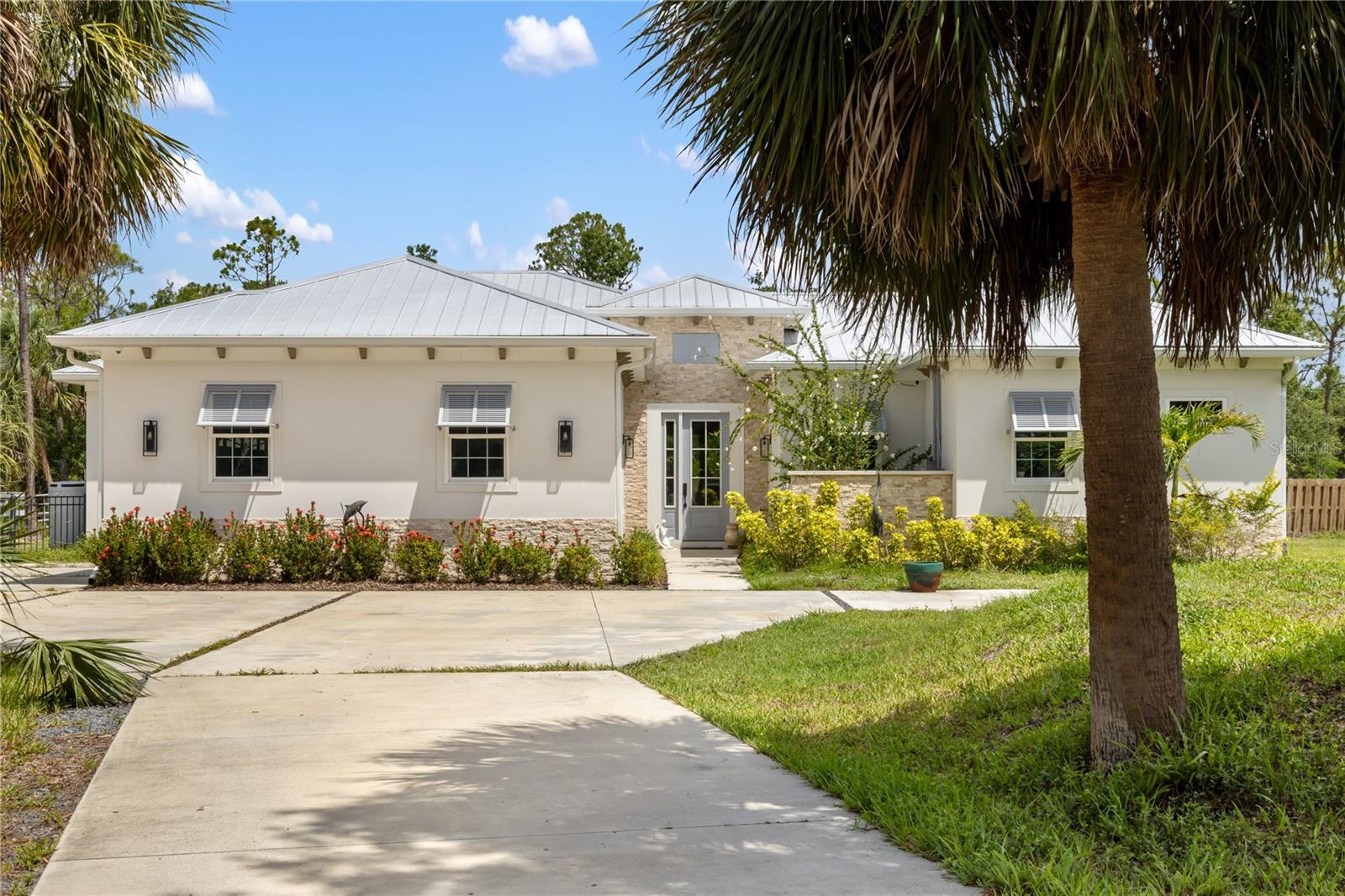 Image 14 of 72 For 601 Suffolk Circle