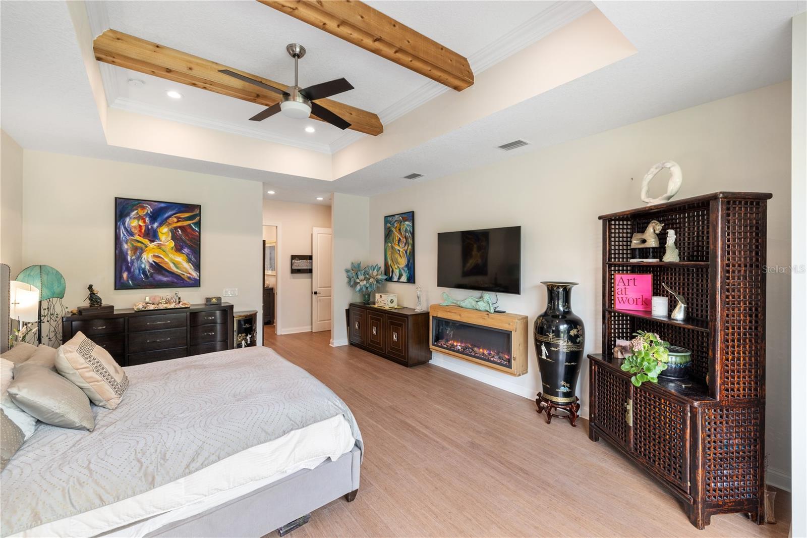 Image 33 of 72 For 601 Suffolk Circle