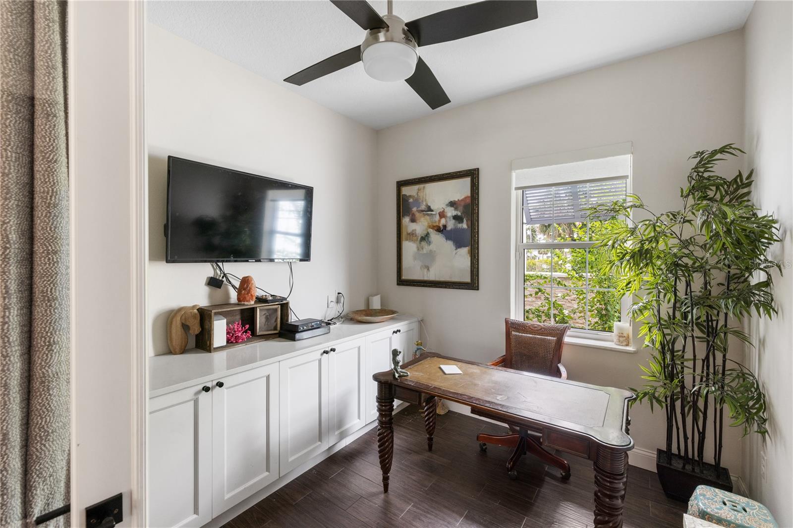 Image 45 of 72 For 601 Suffolk Circle