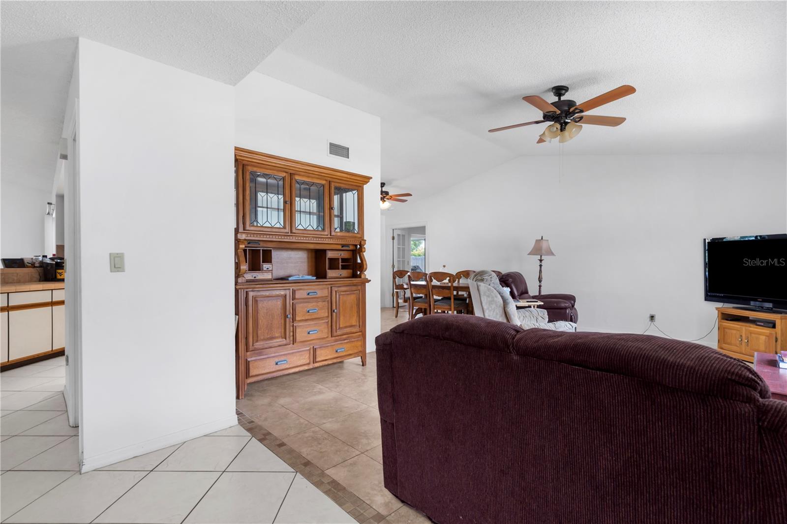 Image 23 of 46 For 1719 Bluewater Terrace