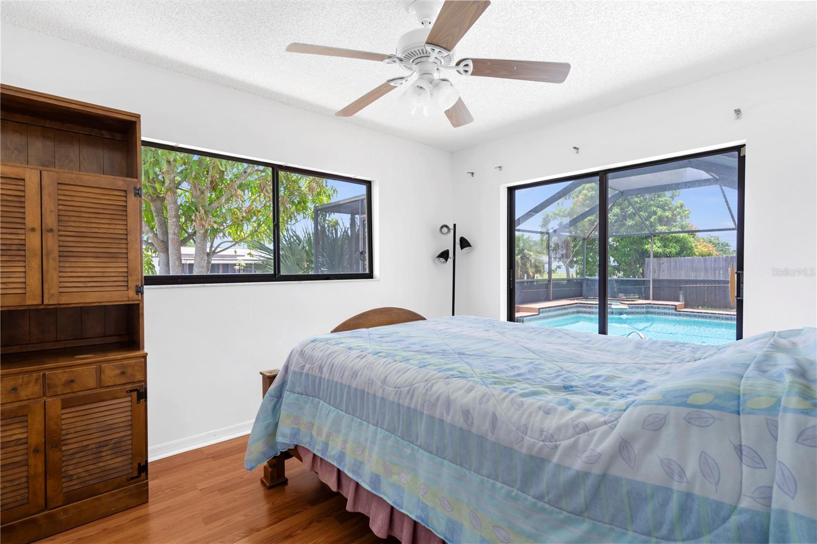 Image 27 of 46 For 1719 Bluewater Terrace