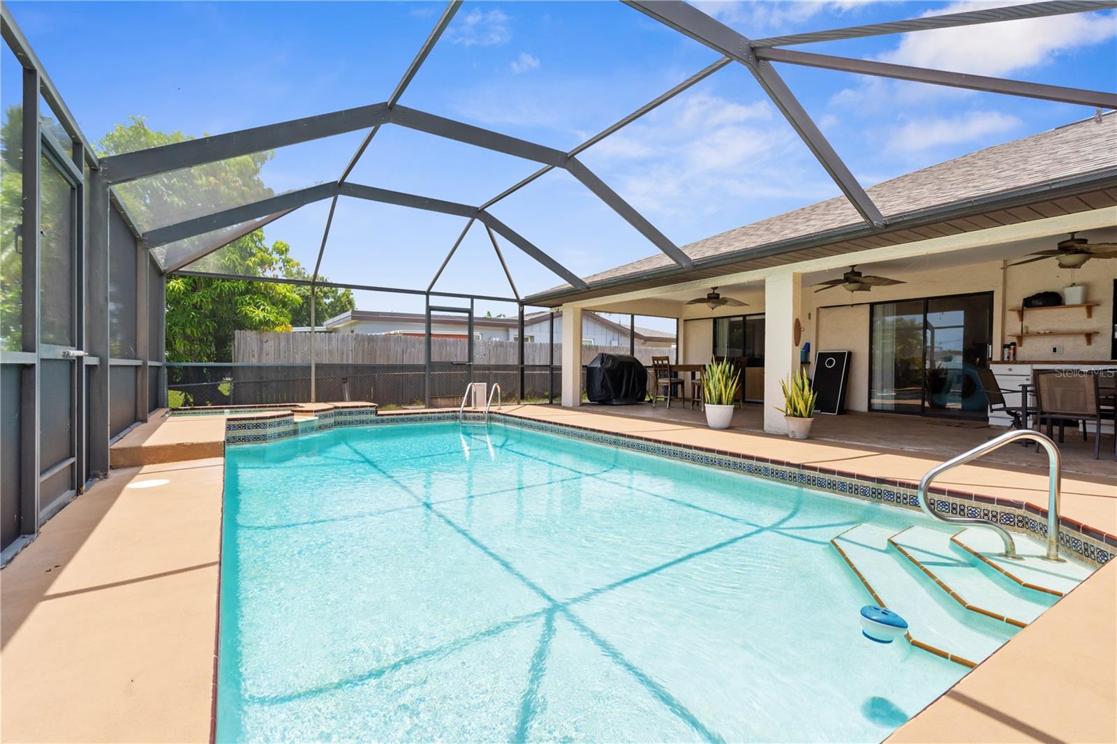 Image 9 of 46 For 1719 Bluewater Terrace