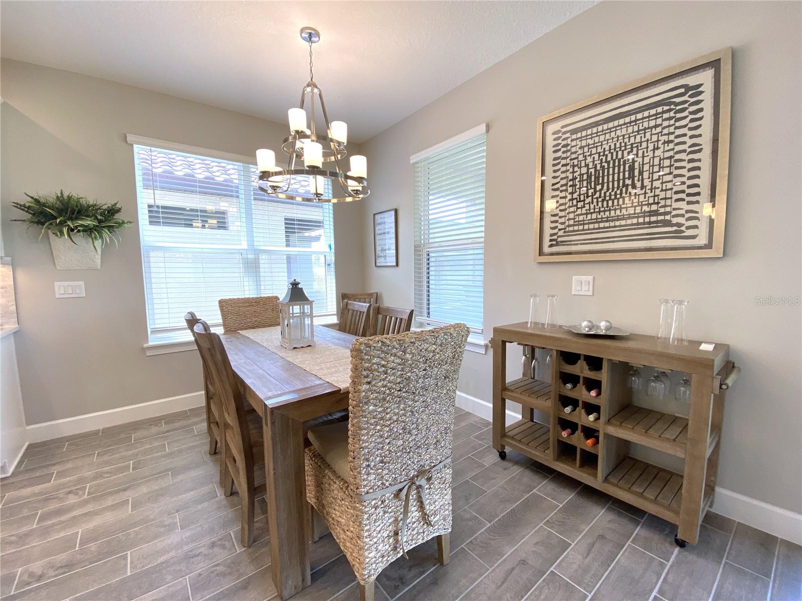 Image 11 of 47 For 4520 Crestpoint Way