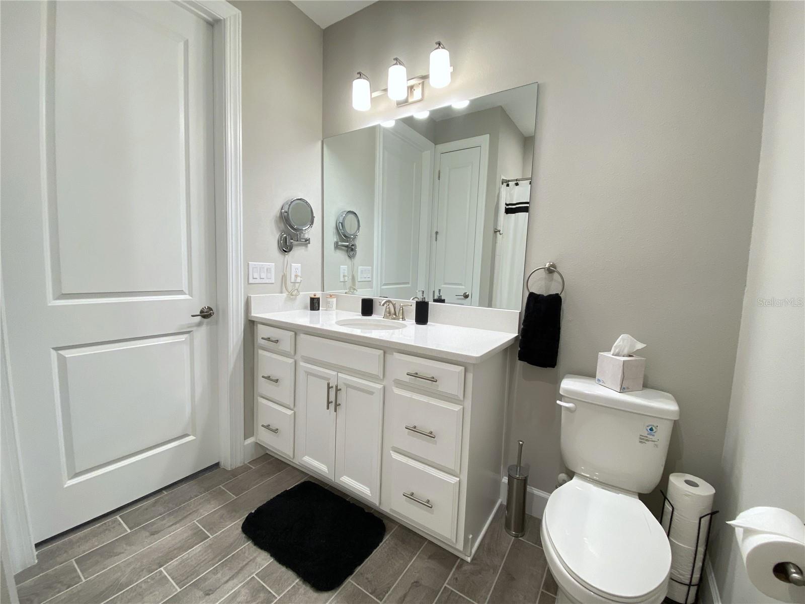 Image 22 of 47 For 4520 Crestpoint Way