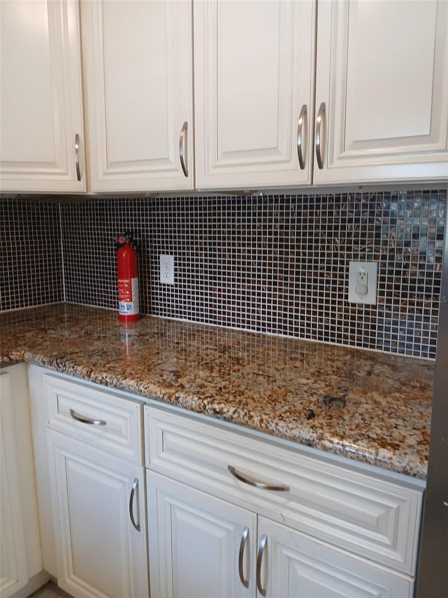 Image 4 of 21 For 9804 53rd Street