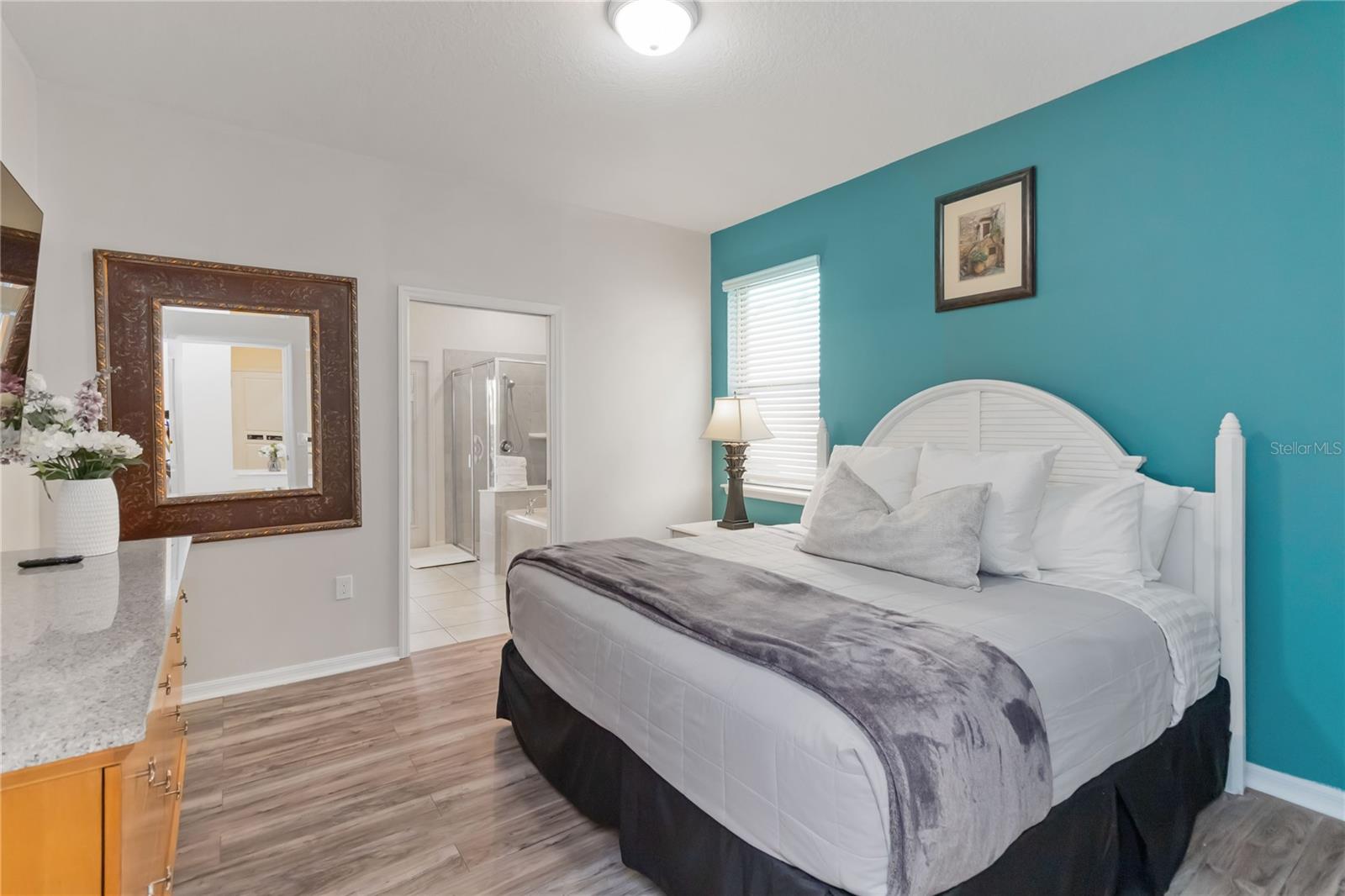 Image 13 of 50 For 5545 Misty Oak Cir