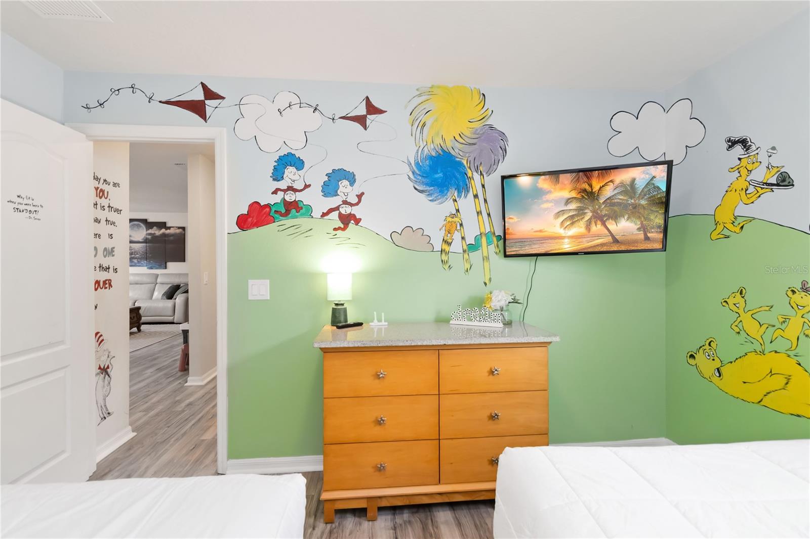 Image 34 of 50 For 5545 Misty Oak Cir